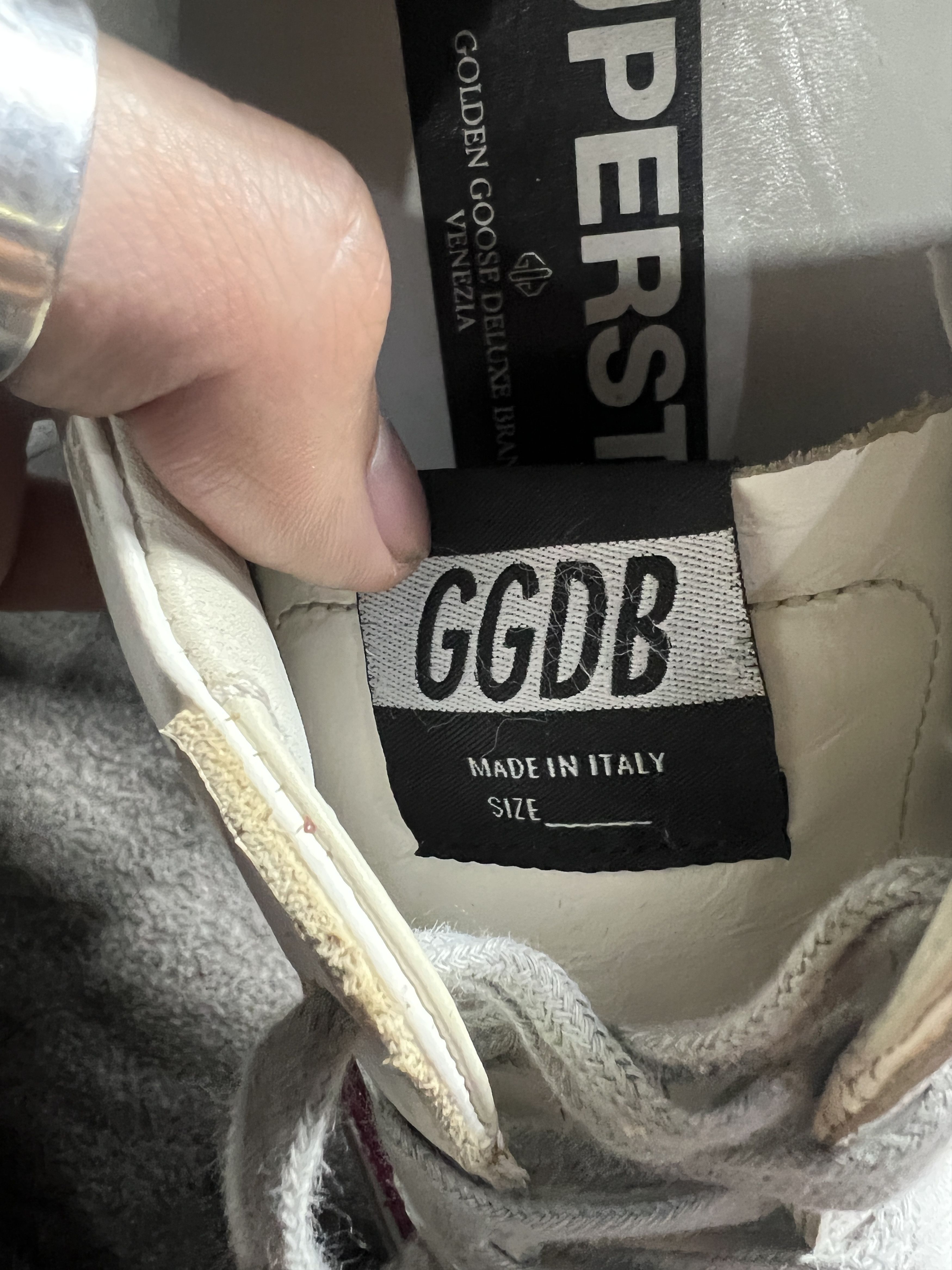 Golden Goose Golden Goose Superstar White Pink Star EU39 Distressed Size US 9 / IT 39 - 10 Thumbnail