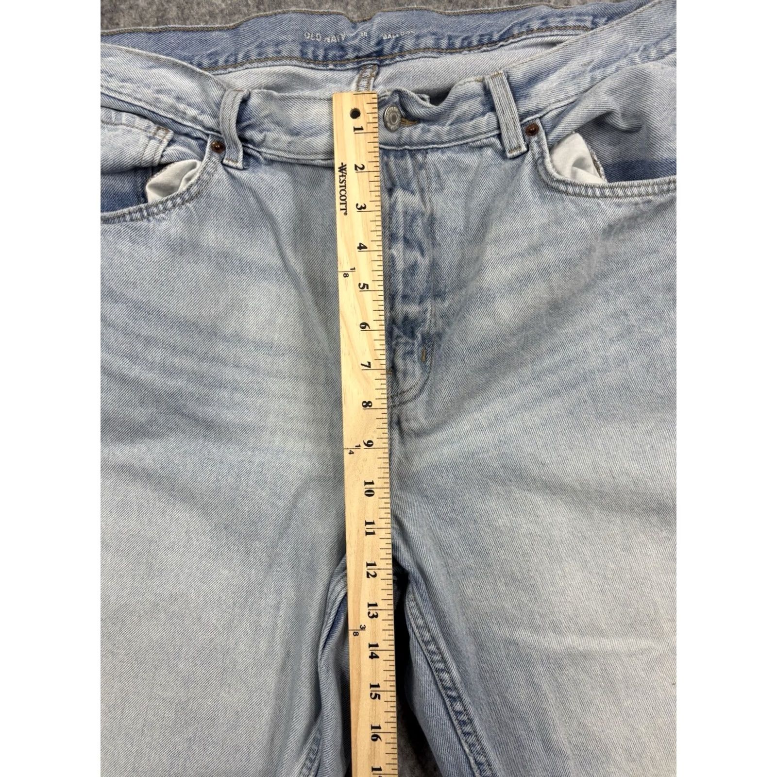 Old Navy Old Navy Women's Extra High Rise Balloon Jeans Light Wash Ankle Length Size 18 Size 40" / US 18 - 2 Thumbnail