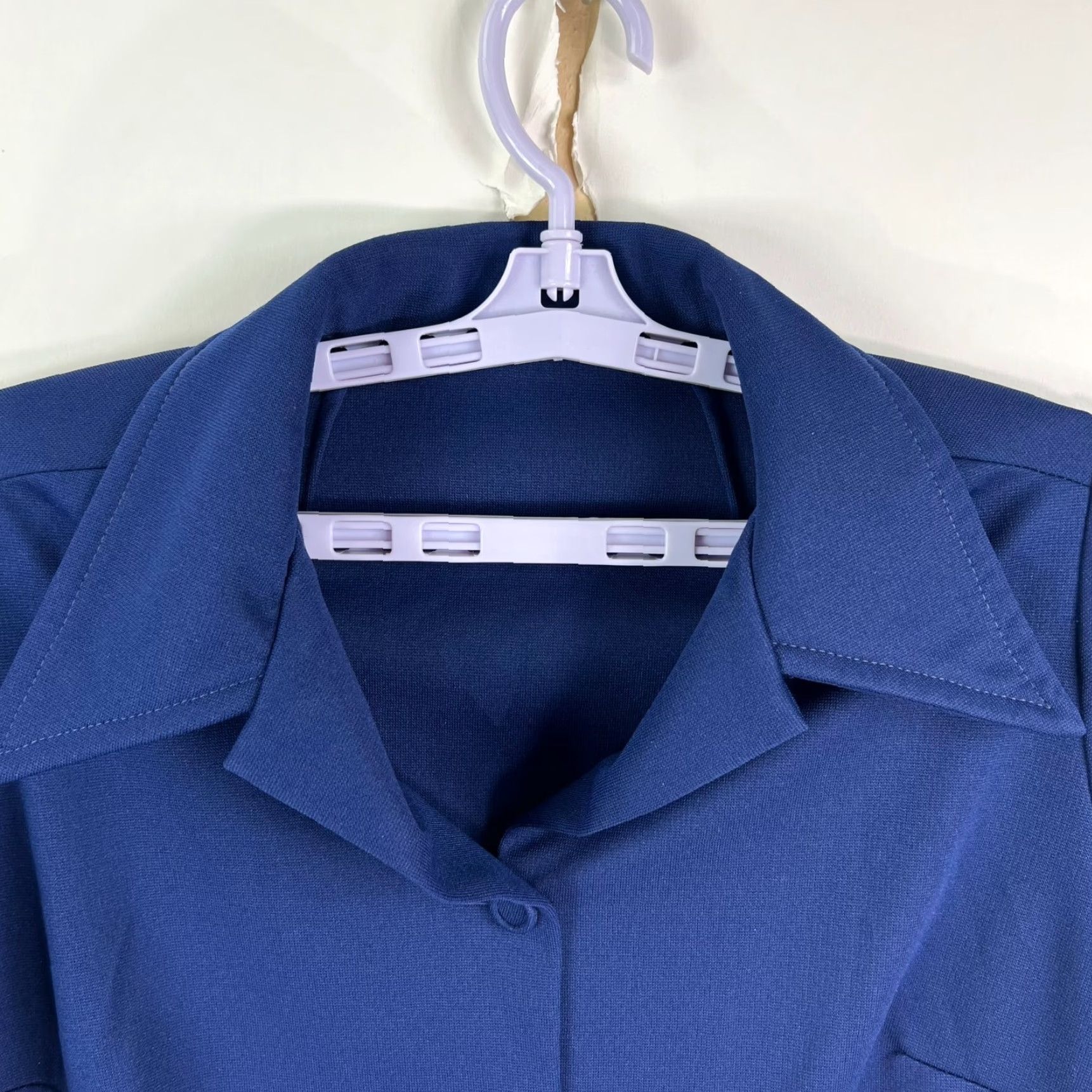 Vintage VINTAGE American Vintage Blazer Womens M Navy Blue Solid 70s Lined Five-Button Front Peak Lapel Mid-Length Jac​ket"} Size M / US 6-8 / IT 42-44 - 2 Thumbnail