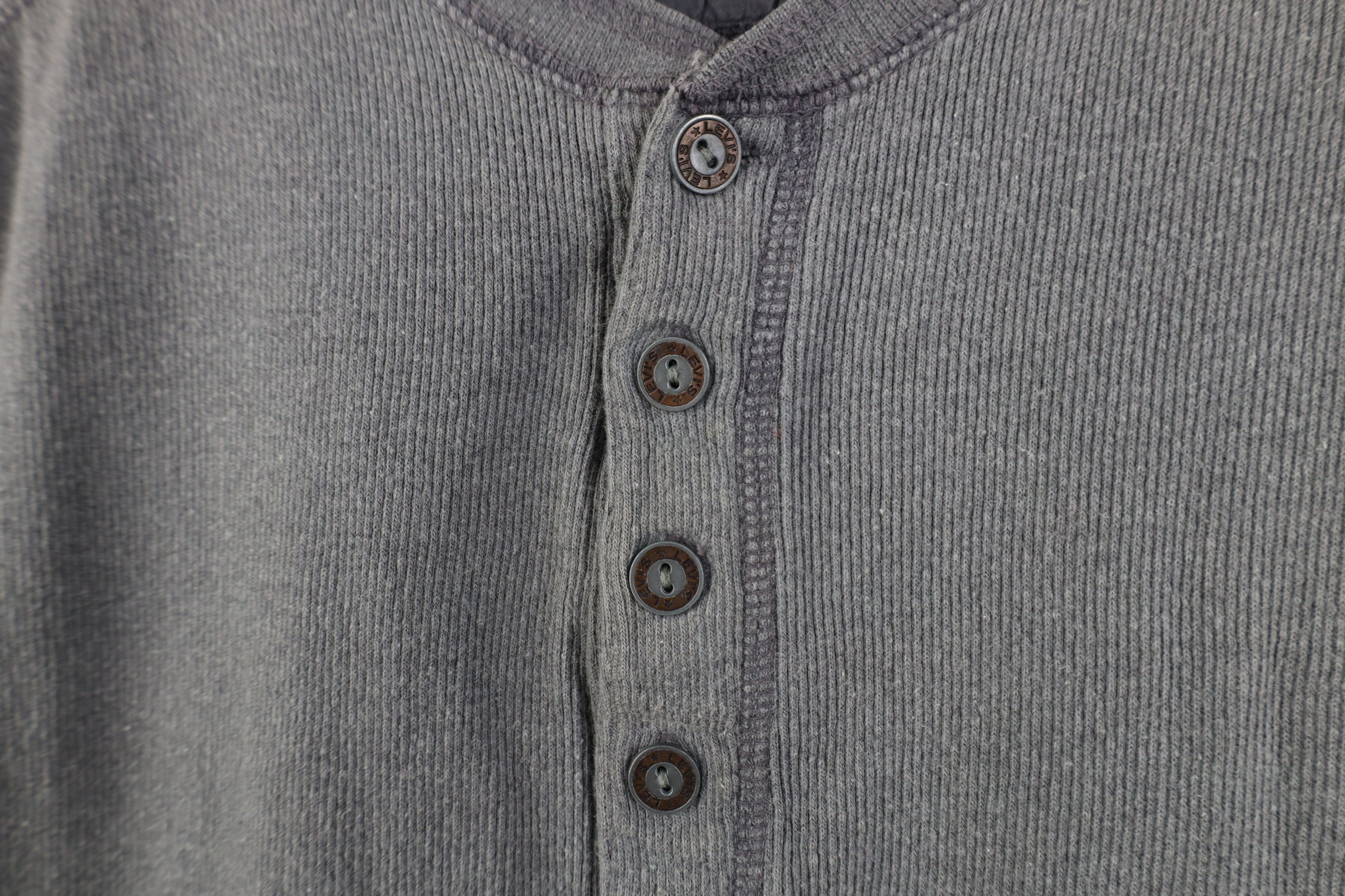 Levi's Vintage 90s Levis Ribbed Knit Long Sleeve Henley T-Shirt Size US M / EU 48-50 / 2 - 4 Thumbnail