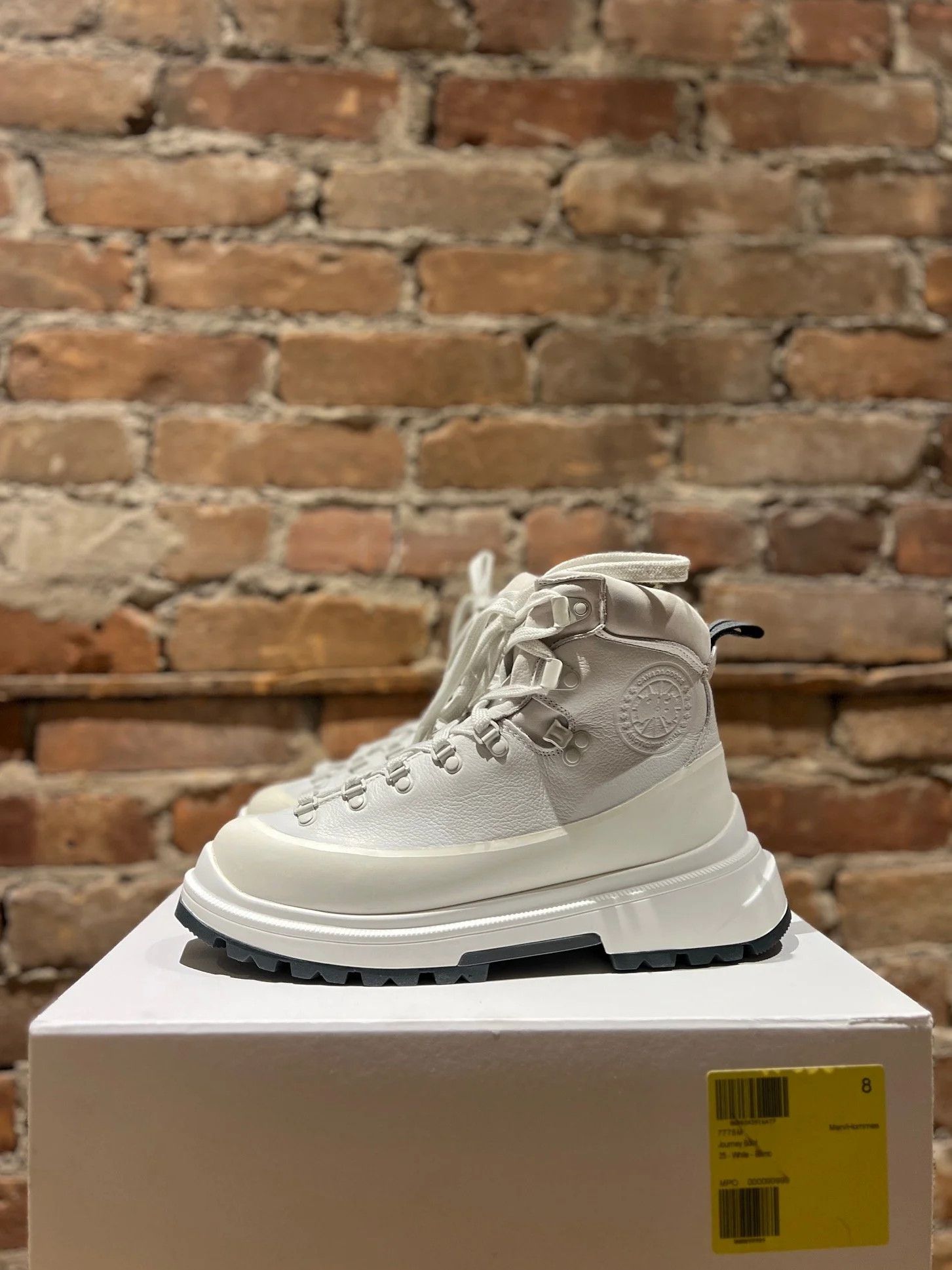 Canada Goose Canada Goose Journey Boot Size US 8 / EU 41 - 2 Thumbnail