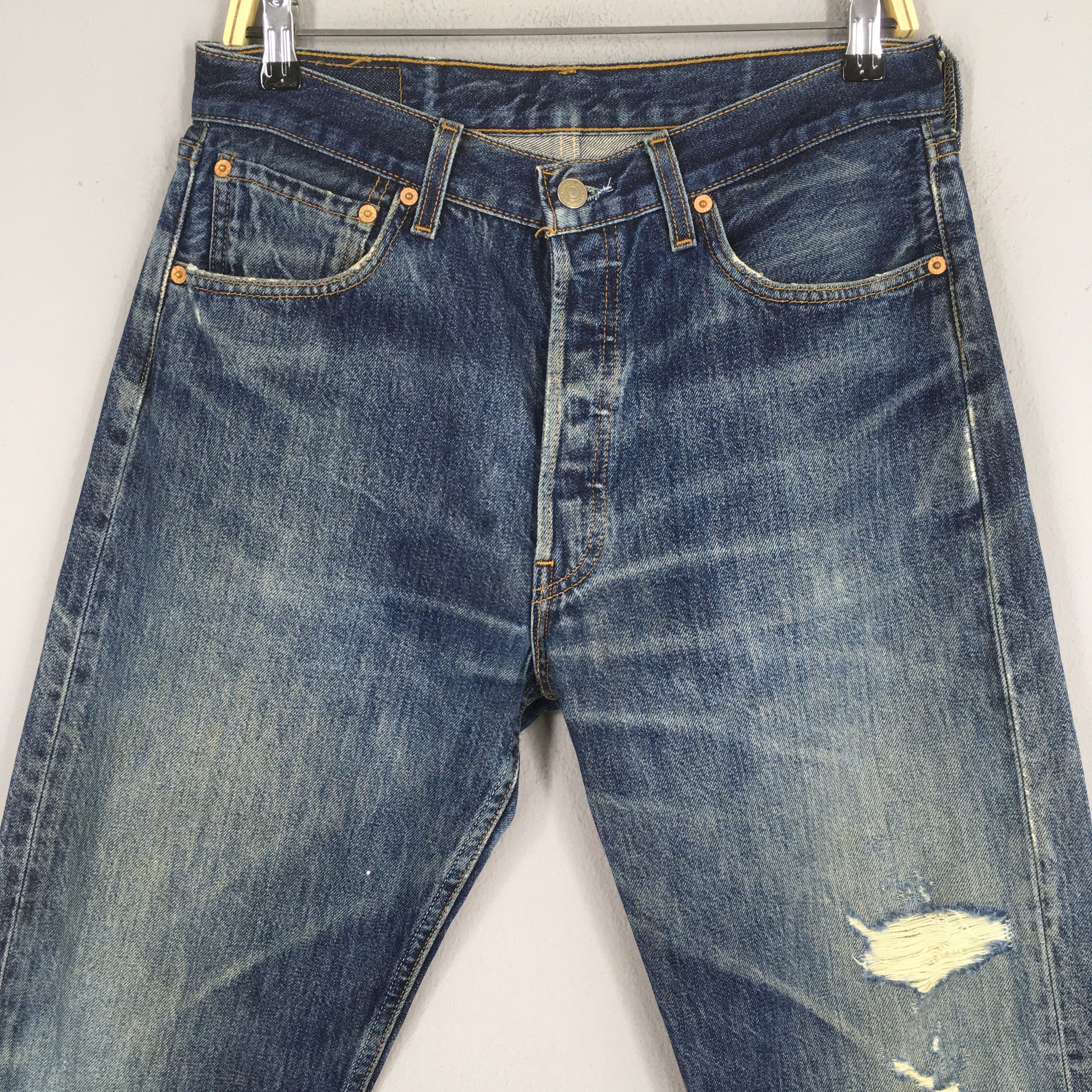Levi's Size 31x31 Vintage Levi's 501 Faded Distressed Jeans S1586 Size US 31 - 2 Thumbnail