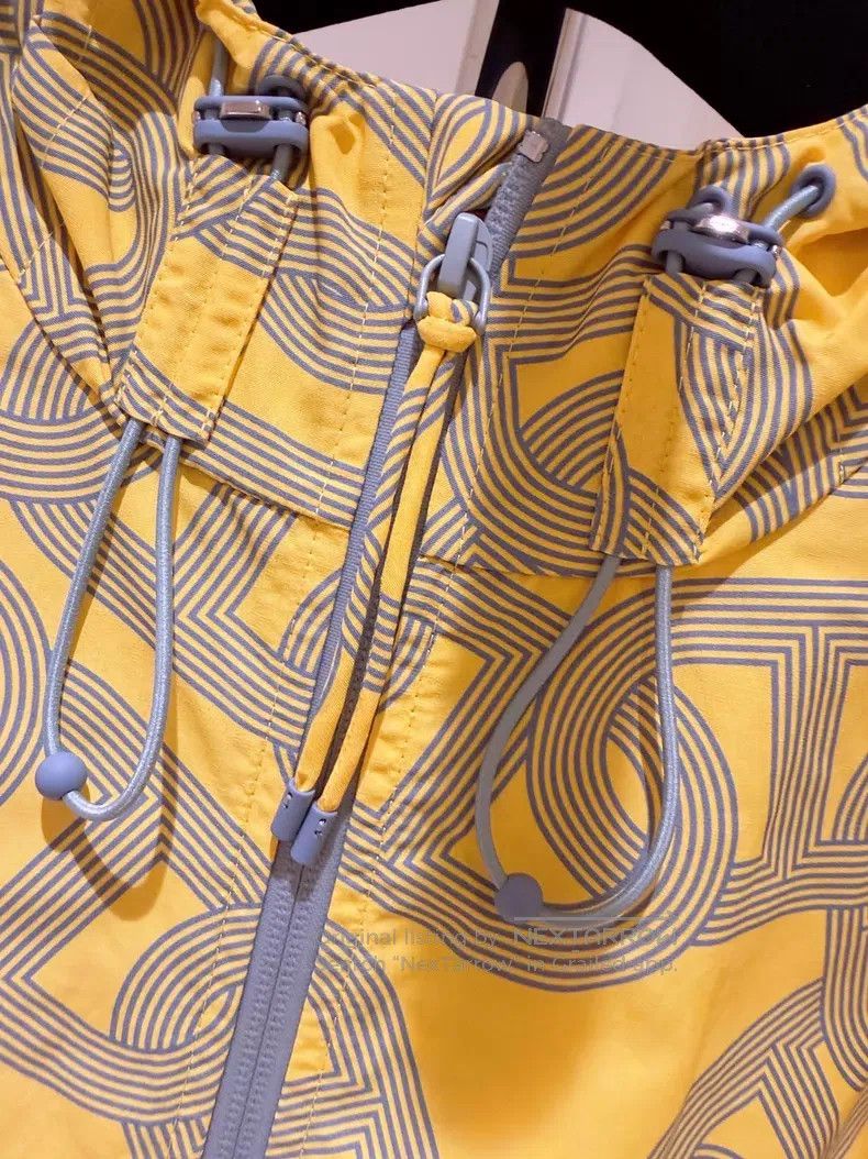 Hermes Hermes Pig Nose Hooded Windbreaker Yellow Size XS / US 0-2 / IT 36-38 - 5 Thumbnail