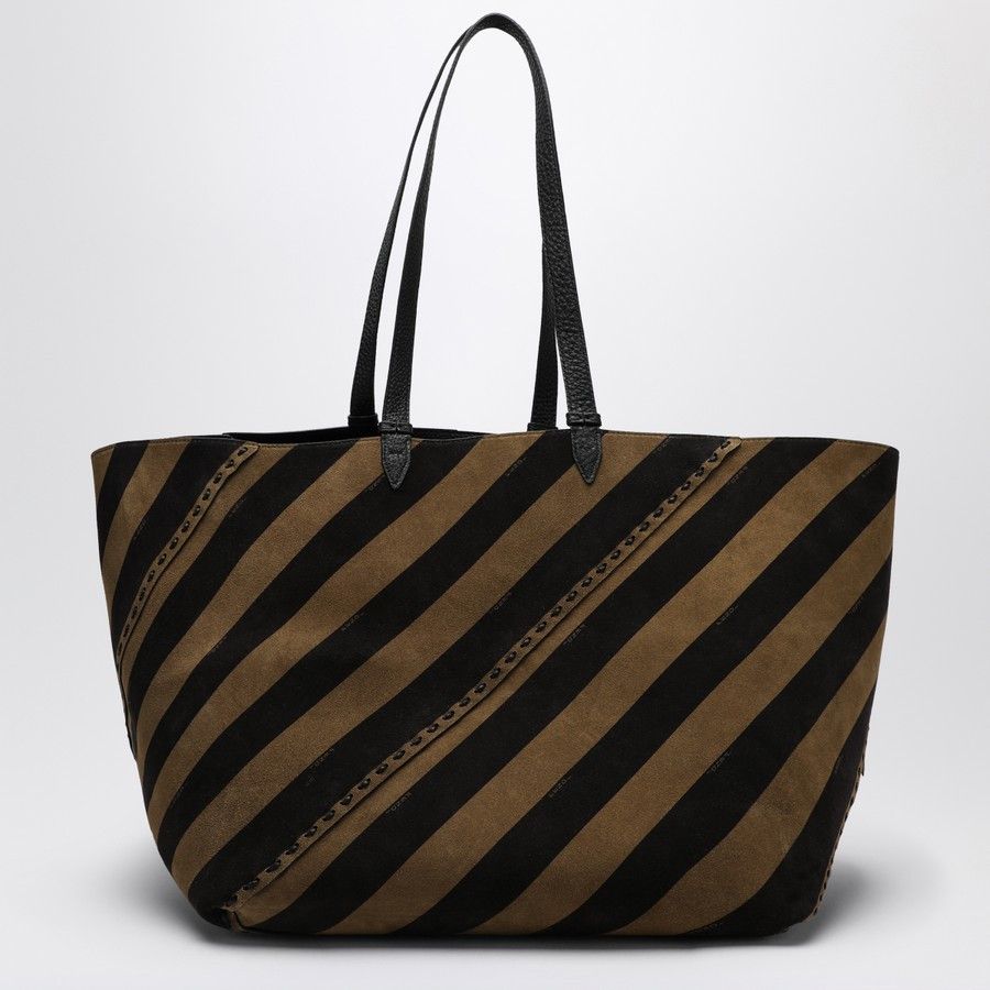 Fendi o1d2blof0226 Size: OS / Large Bag in Black Size ONE SIZE - 3 Thumbnail