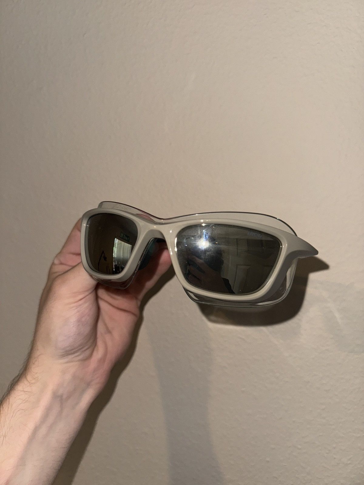 image of Dior Diorxplorer S1U in Tan, Men's