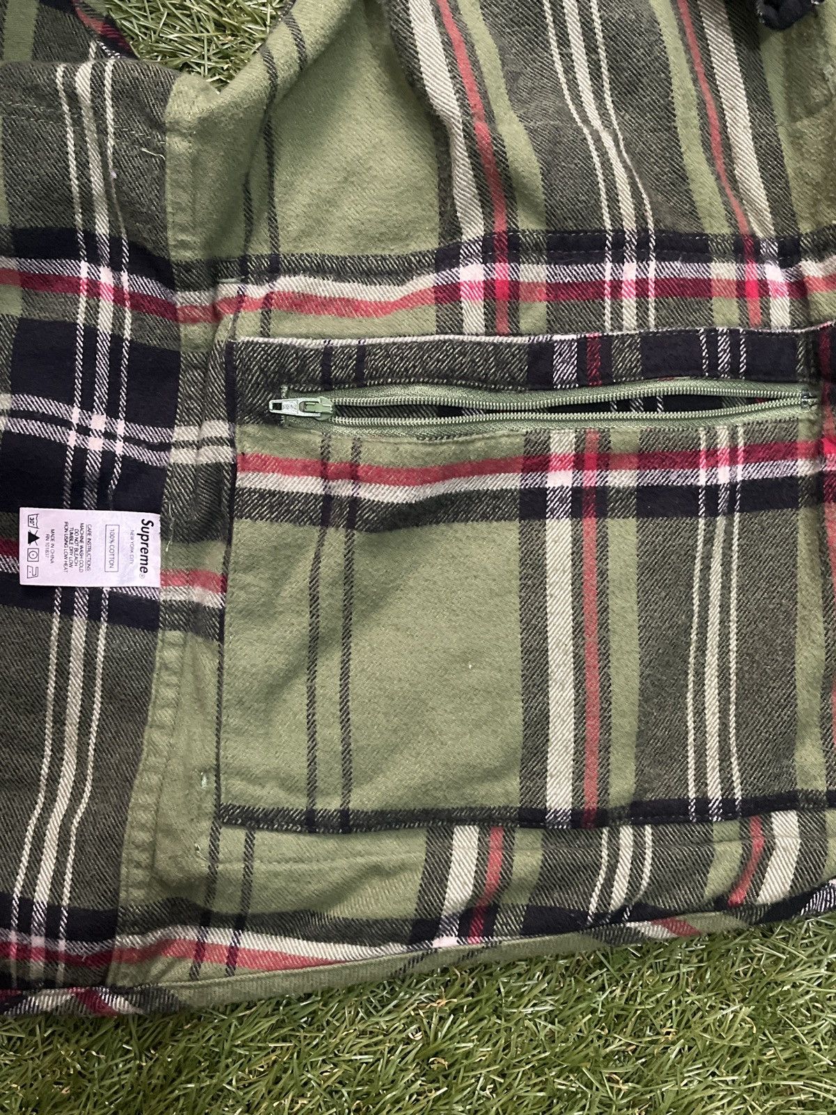 Supreme Supreme Tartan Flannel Cargo Vest Size US M / EU 48-50 / 2 - 12 Thumbnail