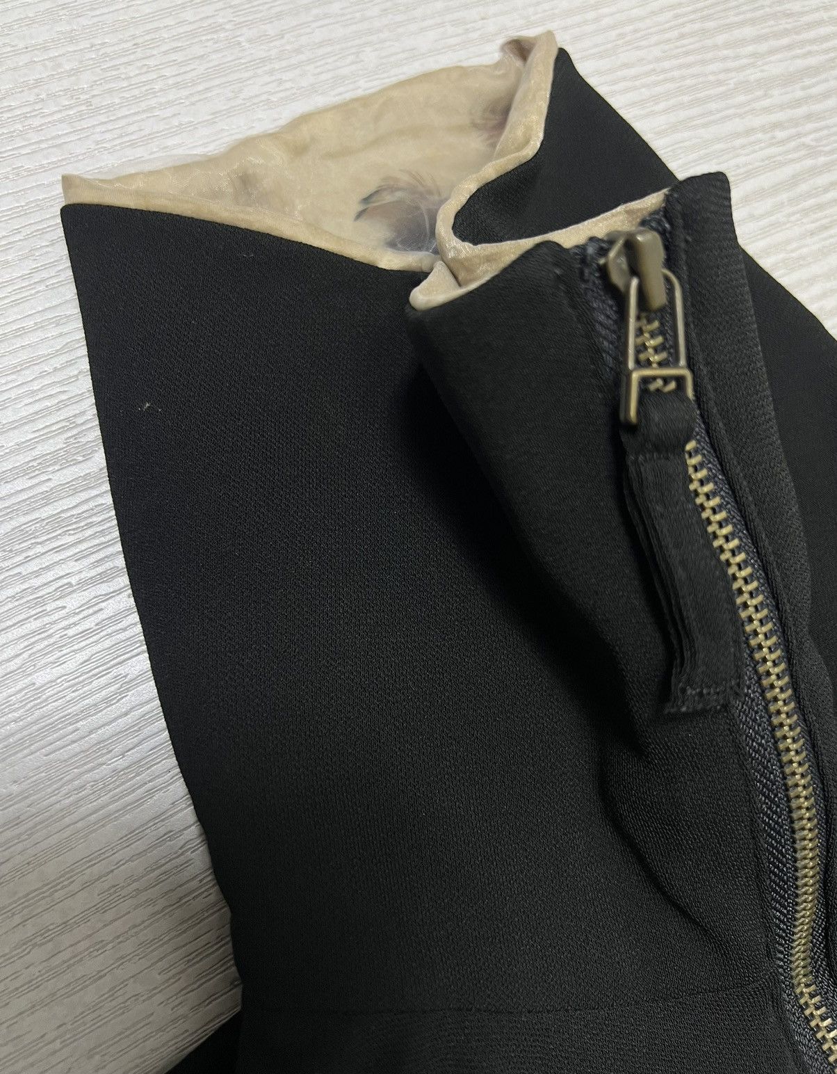 Jean Paul Gaultier 90s JPG Futuristic Feather Design Flared Cuffs Half Zip L/S Size S / US 4 / IT 40 - 11 Thumbnail