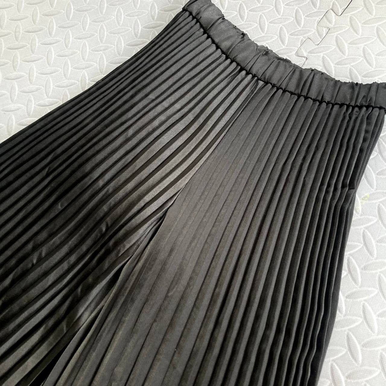 izzue Collection – Plissé-Satin Palazzo Trousers Size 26" / US 2 / IT 38 - 4 Thumbnail