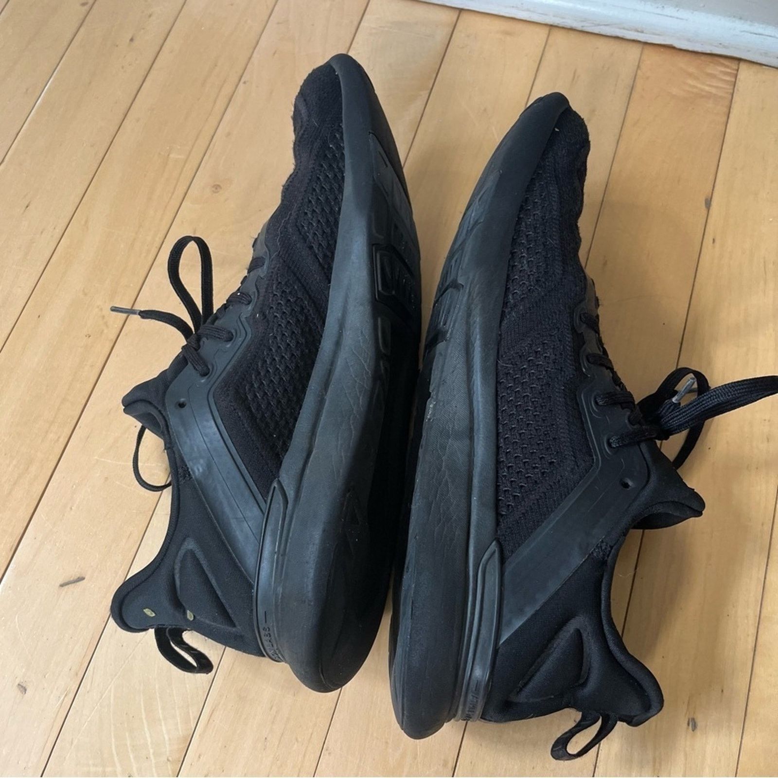 APL APL Techloom Tracer Running Shoes size 10 Black Athletic Size US 10 / IT 40 - 6 Thumbnail