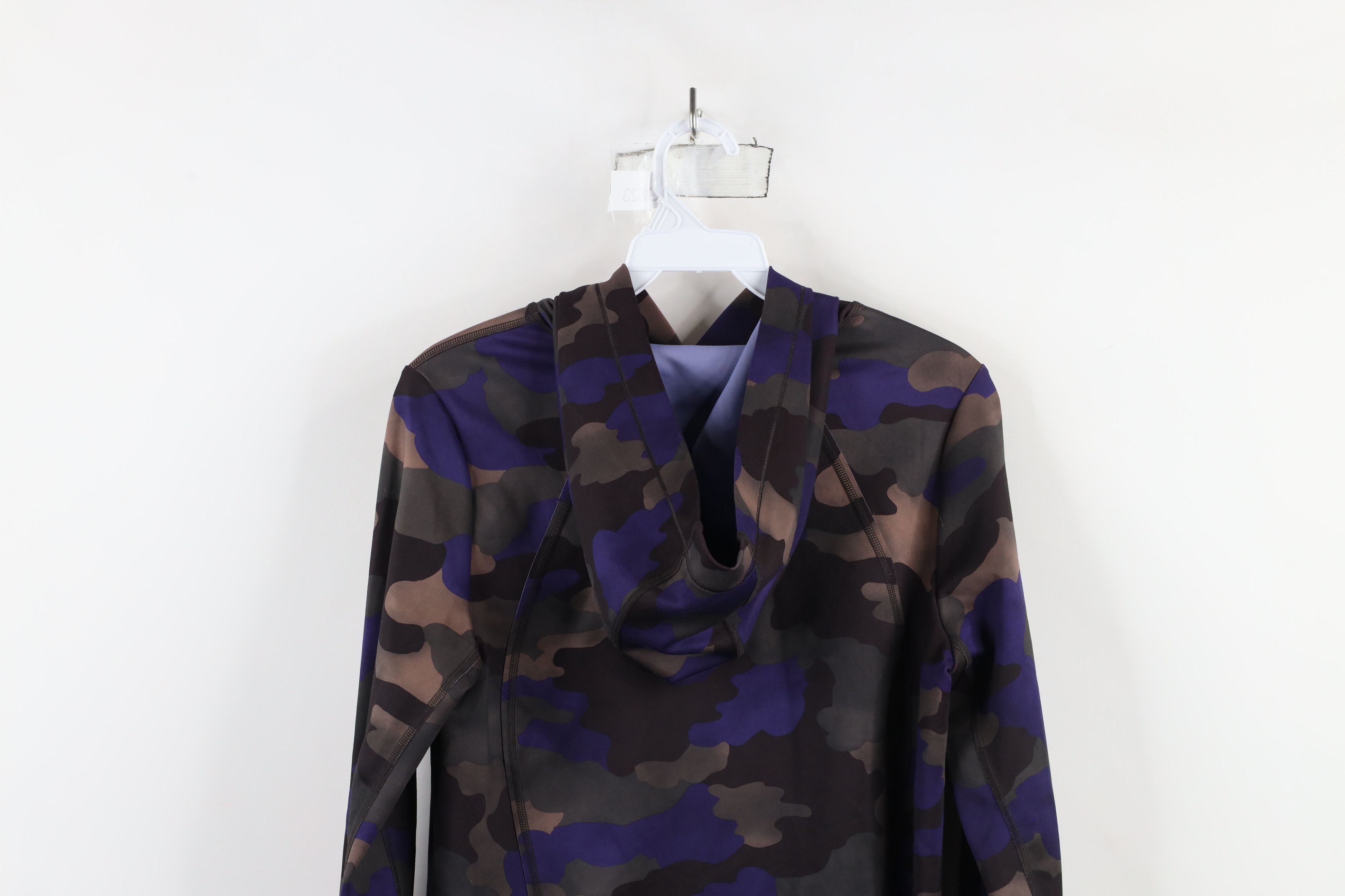 Athleta × Vintage Athleta The Pinnacle Crop Cropped Hoodie Yoga Gym Size XS / US 0-2 / IT 36-38 - 12 Thumbnail