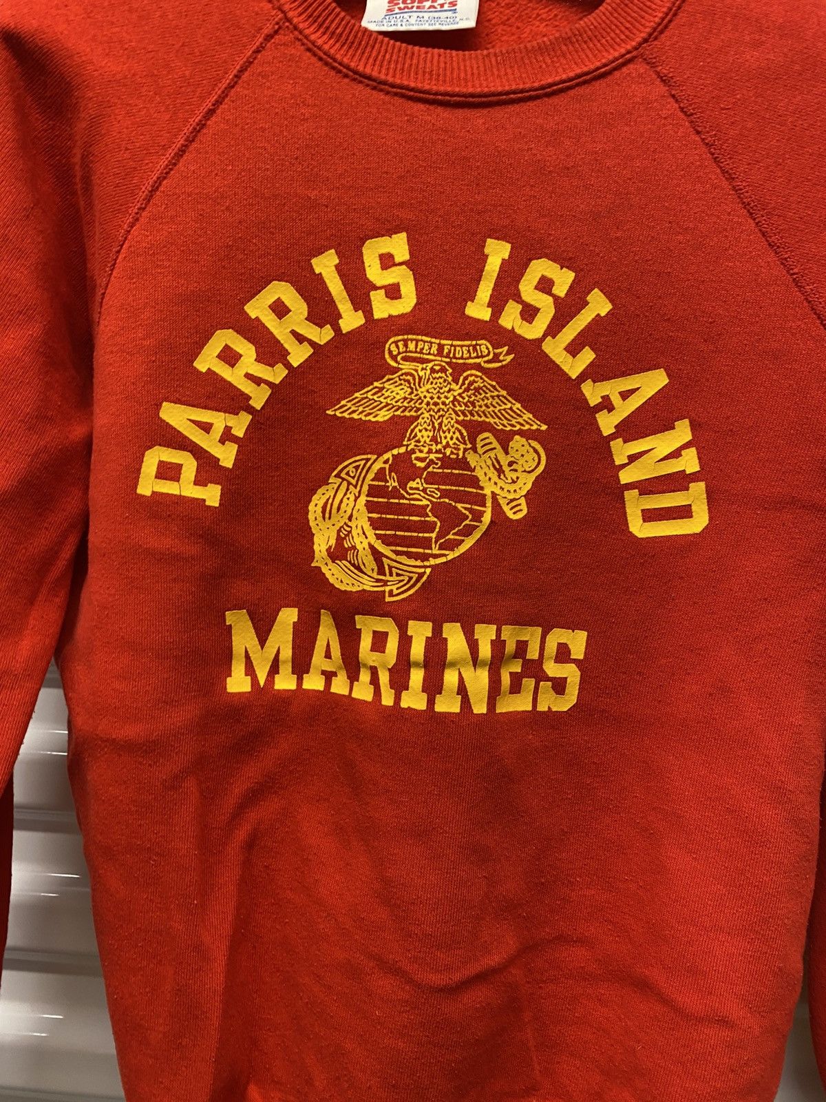 Vintage 90s Vintage “Paris Island” Marines Sweatshirt - Red - Medium Size US M / EU 48-50 / 2 - 2 Thumbnail