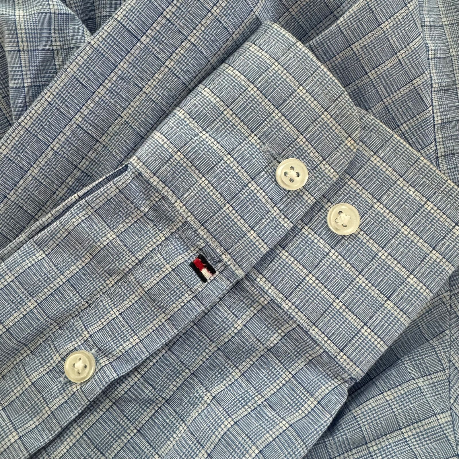 Tommy Hilfiger Tommy Hilfiger Men's Check Button-Down Shirt Medium Size US M / EU 48-50 / 2 - 5 Thumbnail