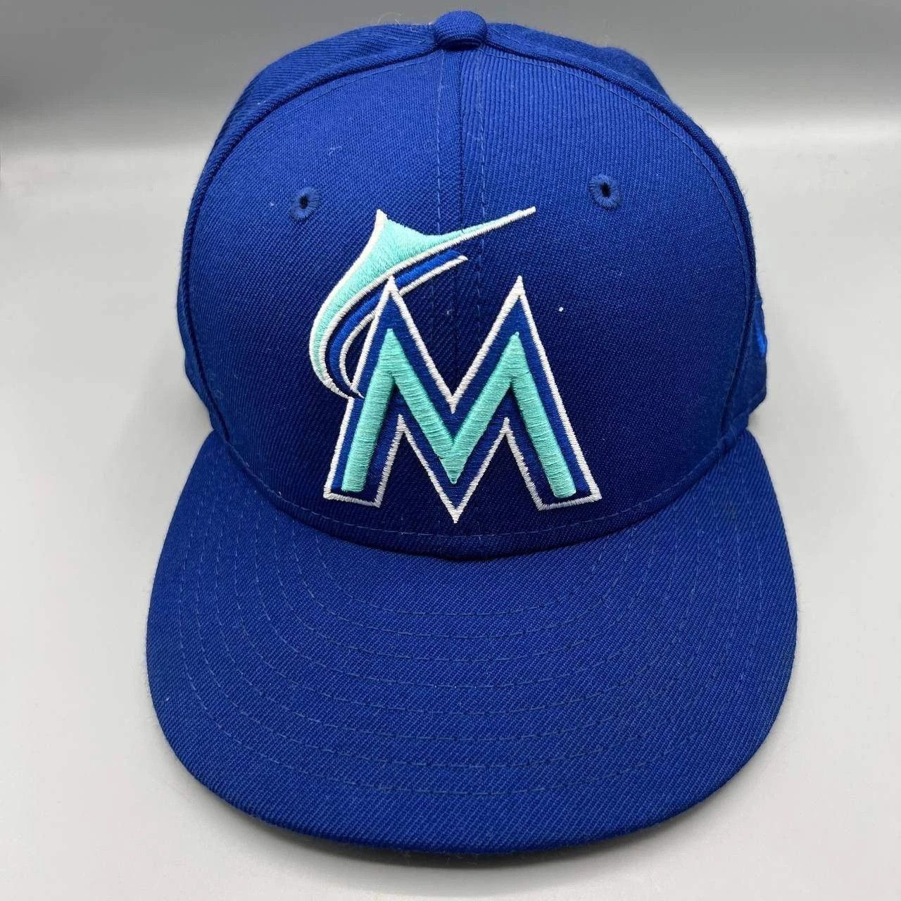 New Era Miami Marlins Hat Men 7 Blue Gray Embroidered Fitted Cap Size ONE SIZE - 1 Thumbnail
