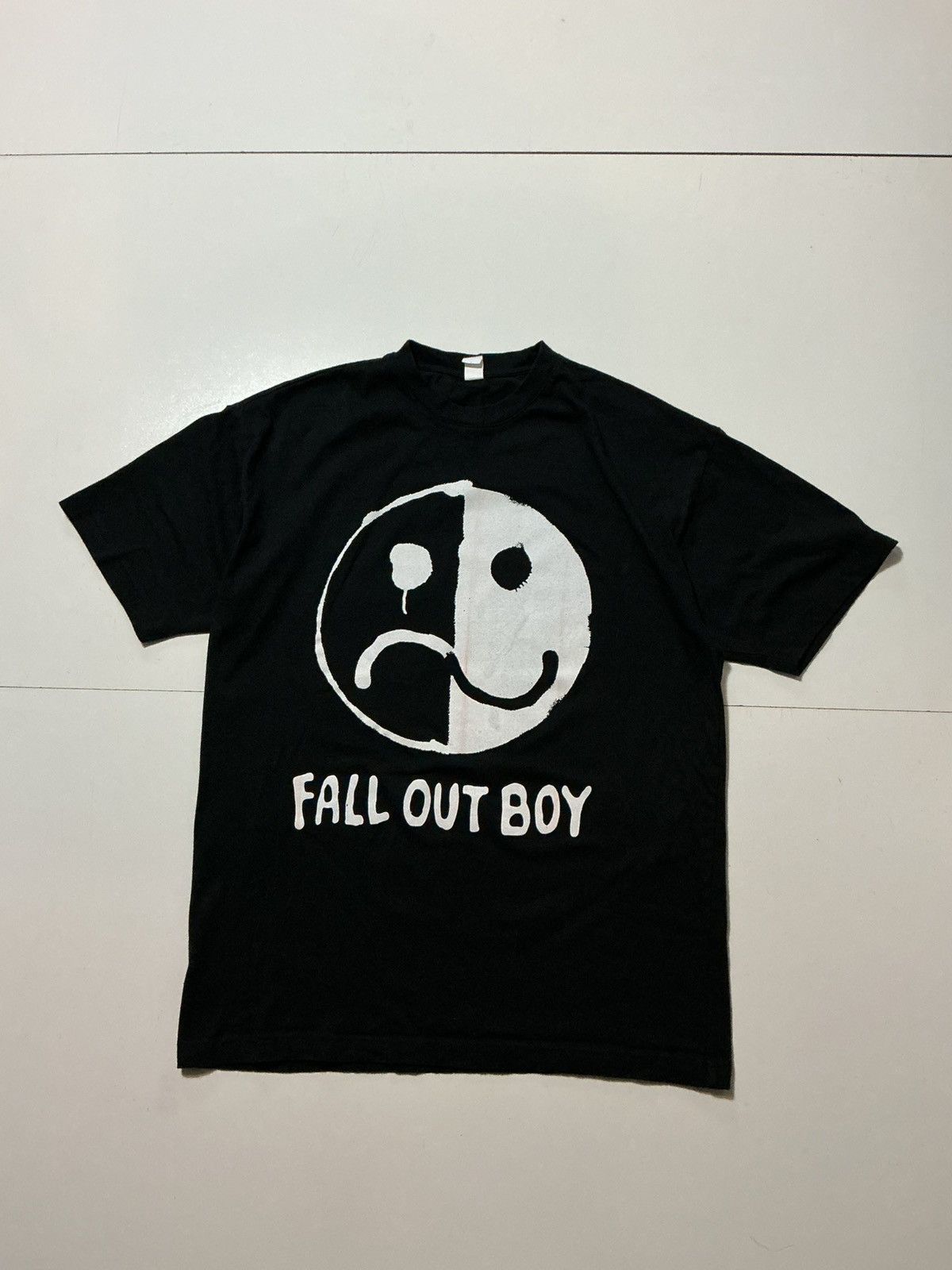 Band Tees Fall Out Boy Bring Me The Horizon Tour Band Face T-Shirt Size US L / EU 52-54 / 3 - 1 Thumbnail