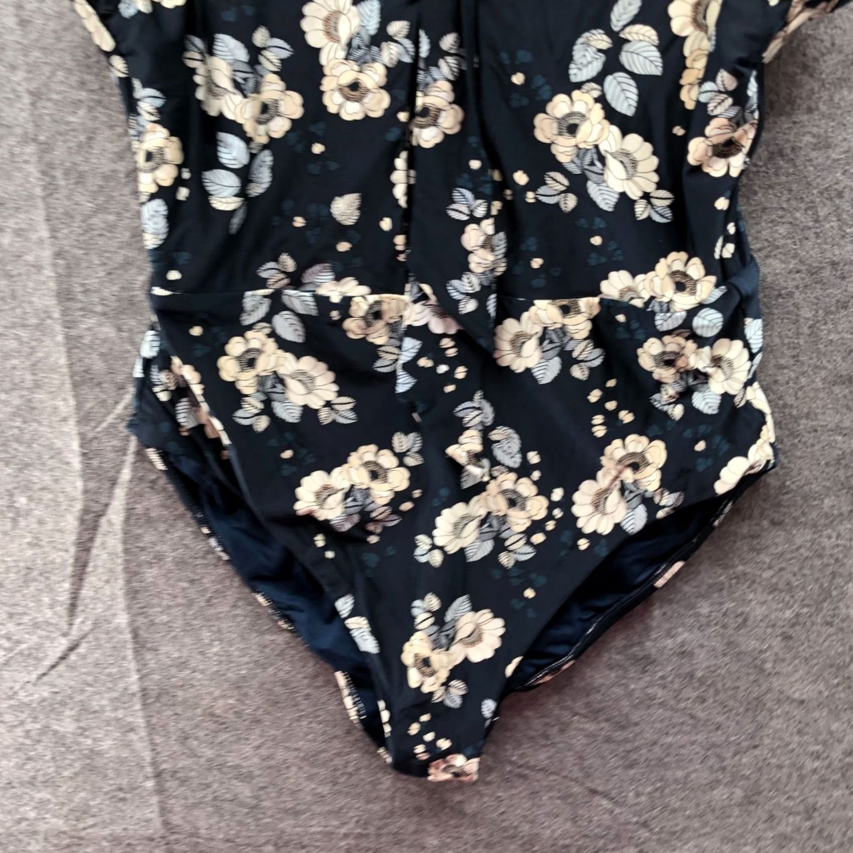 Vintage Seafolly Splendour One Piece Swimsuit Womens 12 Floral Teal Tie Beach Beachwear Women 12 Teal Size ONE SIZE - 4 Thumbnail