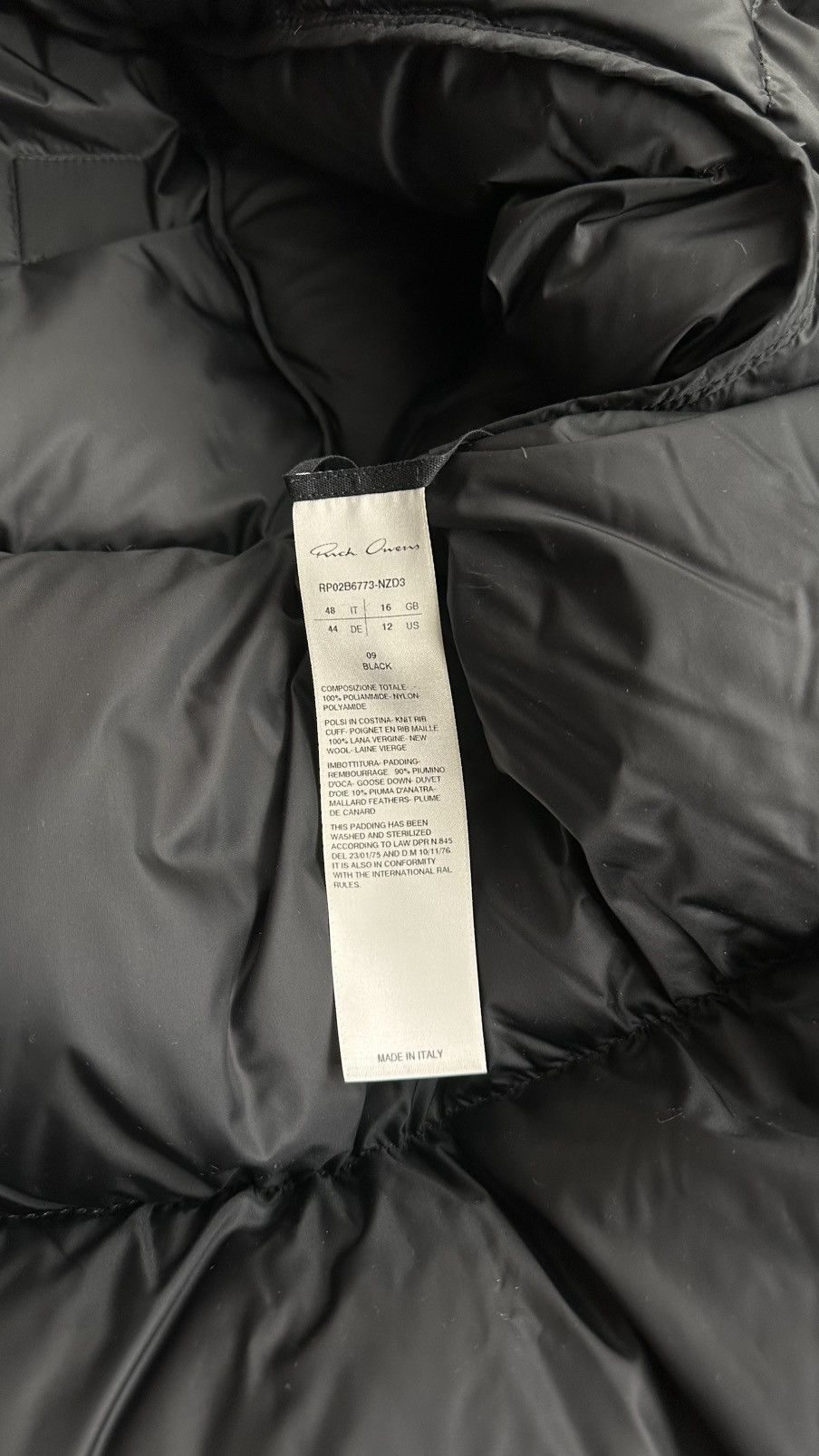 Rick Owens Rick Owens Strobe FW22 Cropped Funnel Neck Down Puffer Jacket Size XL / US 12-14 / IT 48-50 - 8 Thumbnail