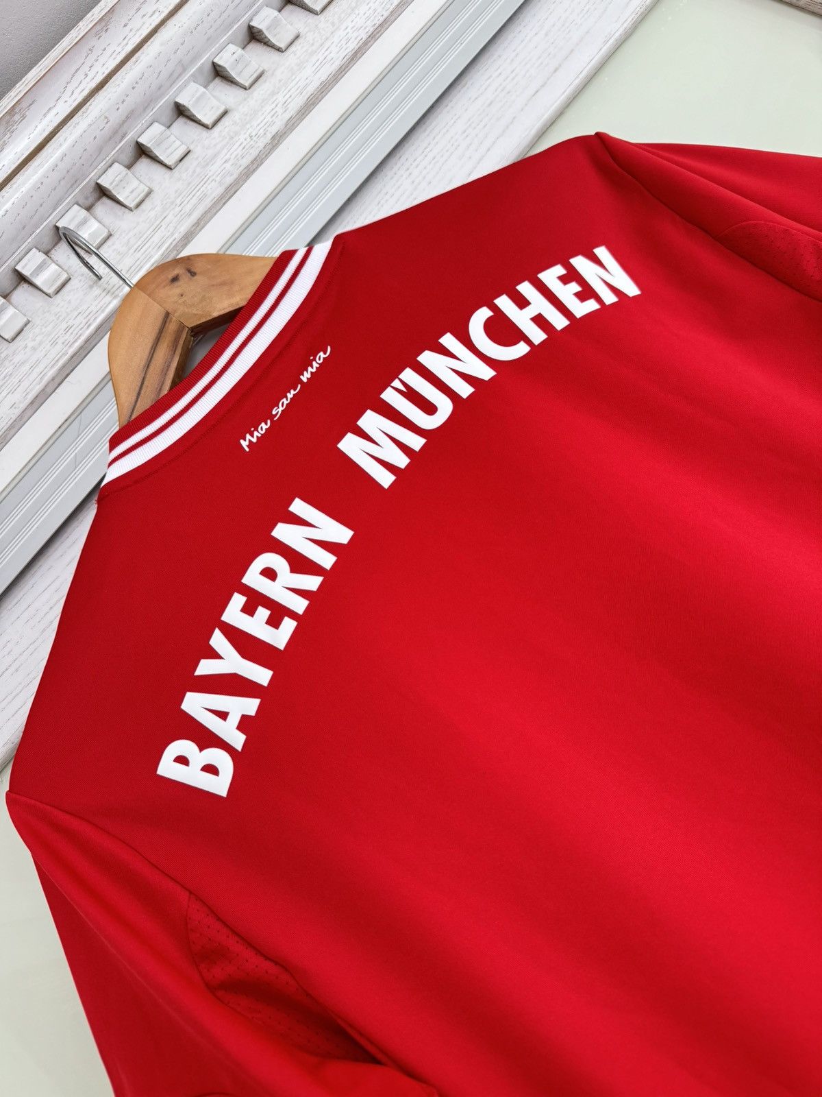 Adidas Bayern Munich 2013-2014 Home Soccer Jersey Football Kit Size US S / EU 44-46 / 1 - 7 Thumbnail