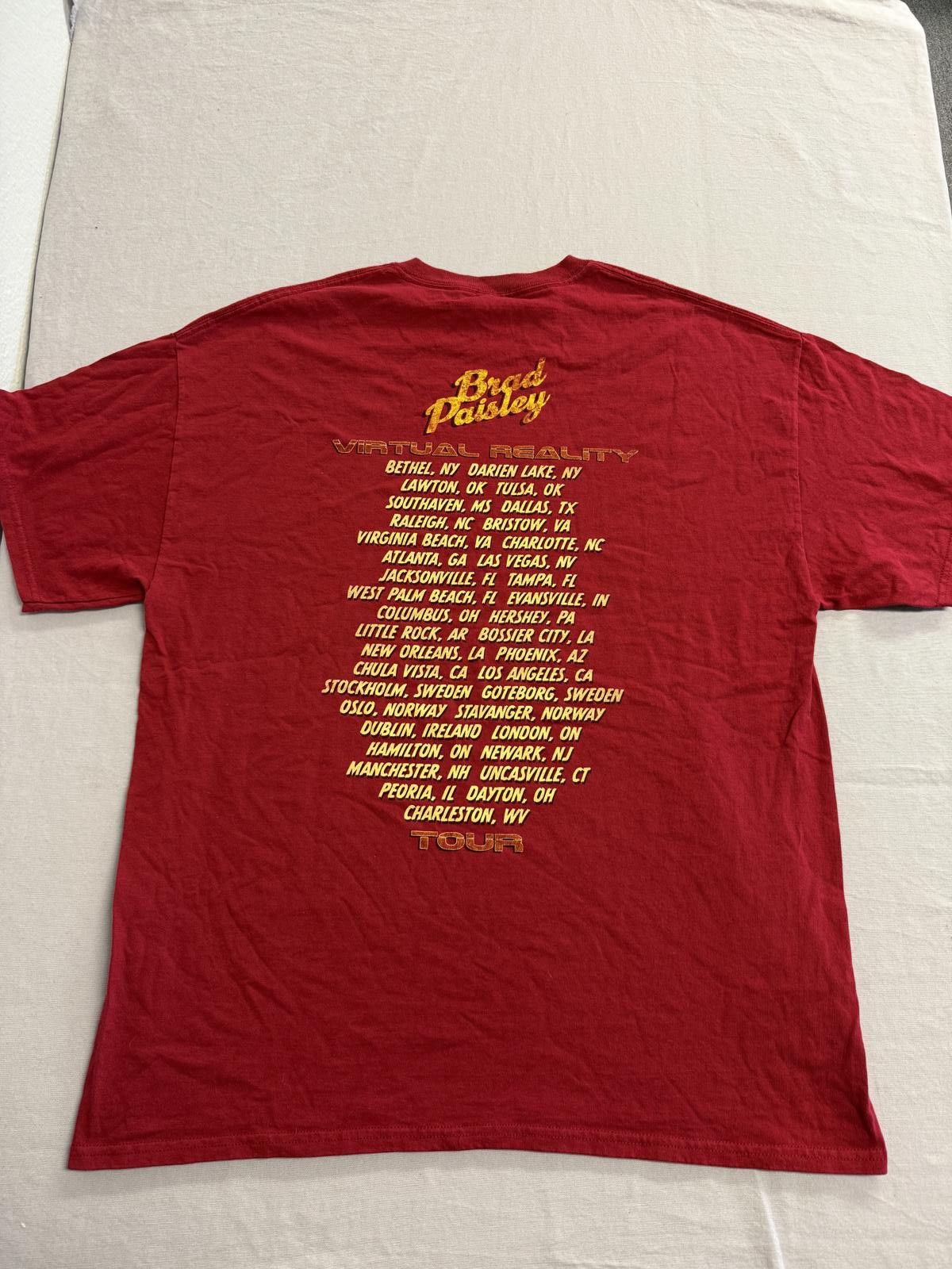 Gildan Brad Paisley T-shirt Virtual Reality Tour 2012 Tee XL Size US XL / EU 56 / 4 - 2 Thumbnail