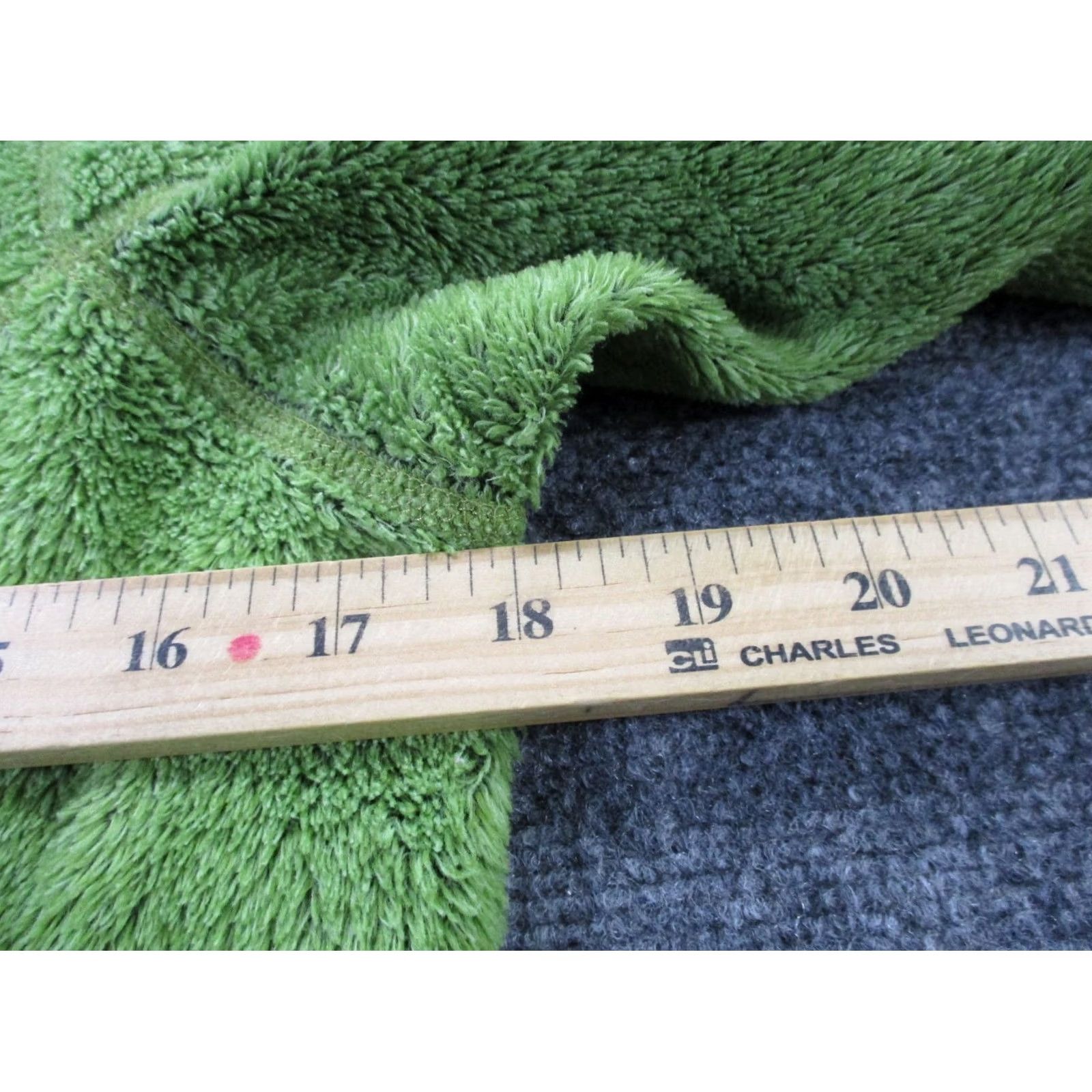 Patagonia VINTAGE Patagonia Sweater Womens S Green Jacket Women Fuzzy Fleece Outdoor Size S / US 4 / IT 40 - 5 Thumbnail