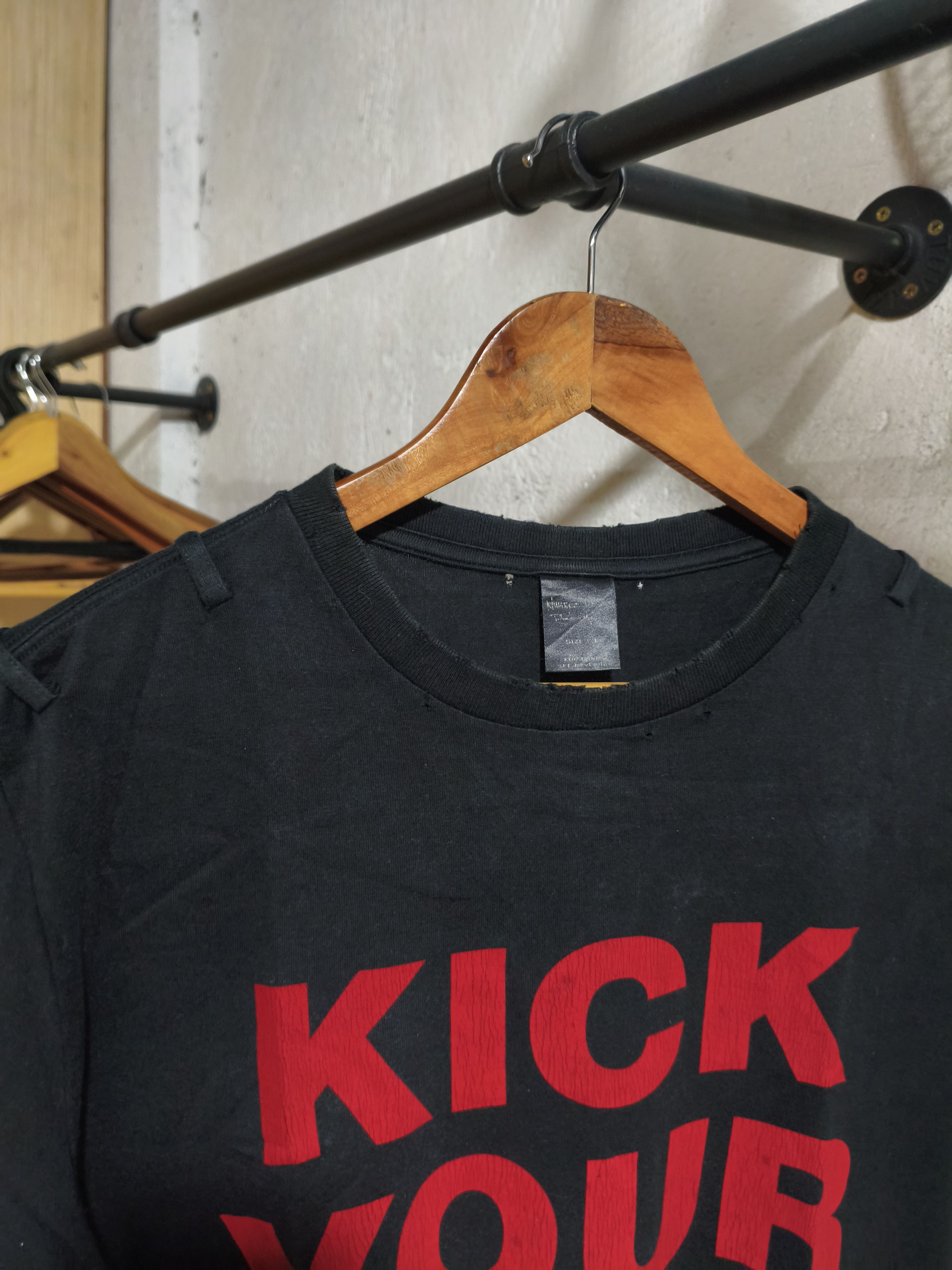 Number (N)ine S/S 06 Number Nine Kick your ass Tshirt Size US L / EU 52-54 / 3 - 4 Thumbnail
