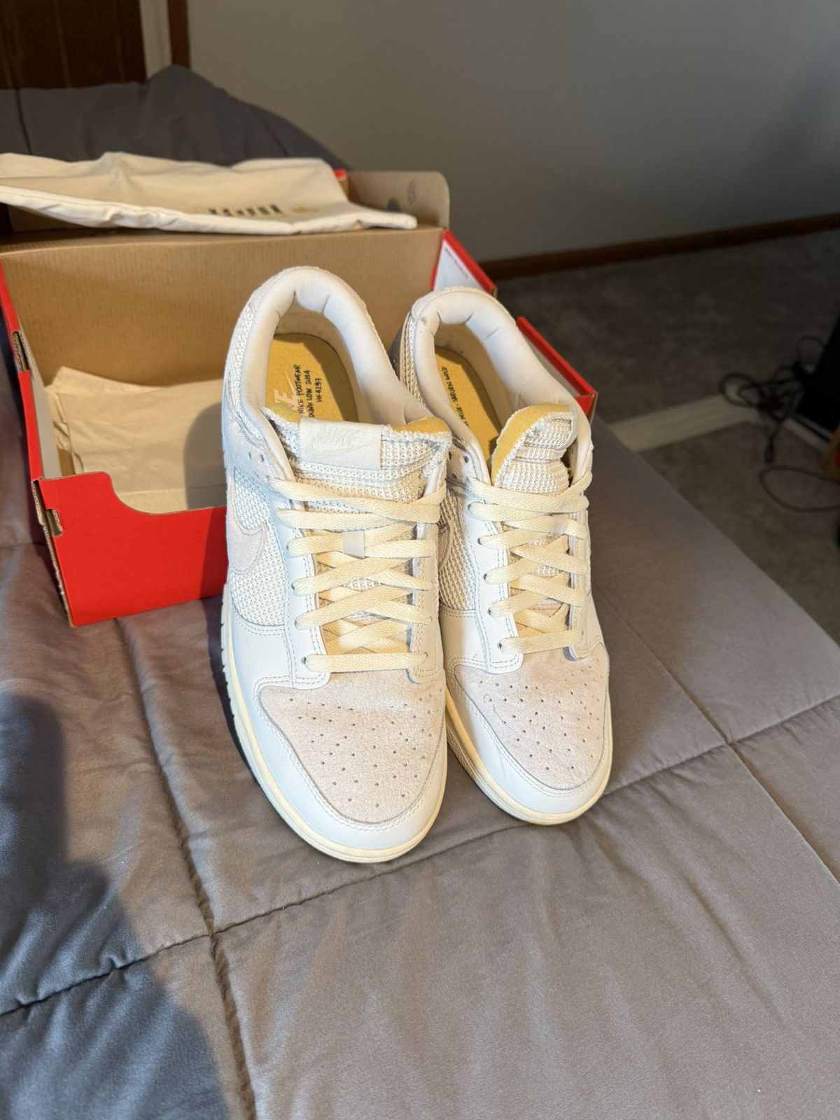 Nike Nike Dunk Low Phantom Light Bone Size US 10 / EU 43 - 1 Thumbnail