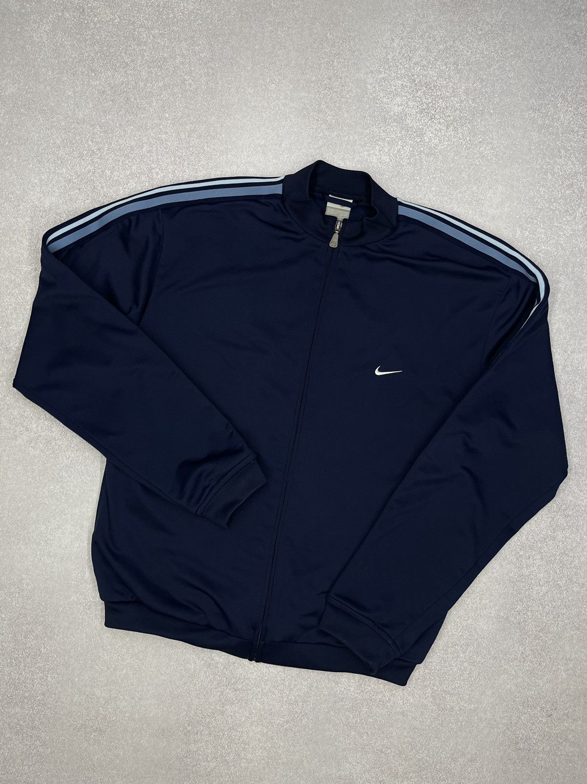 Nike Vintage Nike Track Jacket Navy Small Logo Y2K TN ACG Size US S / EU 44-46 / 1 - 1 Thumbnail