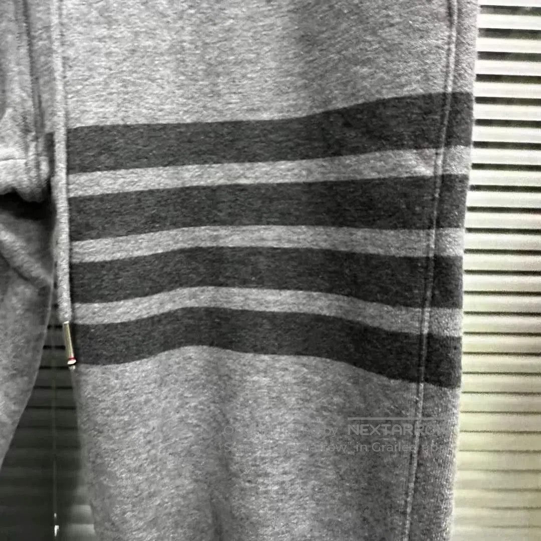 Thom Browne Thom Browne Sweatpants Size 3. Size US 26 / EU 42 - 2 Thumbnail