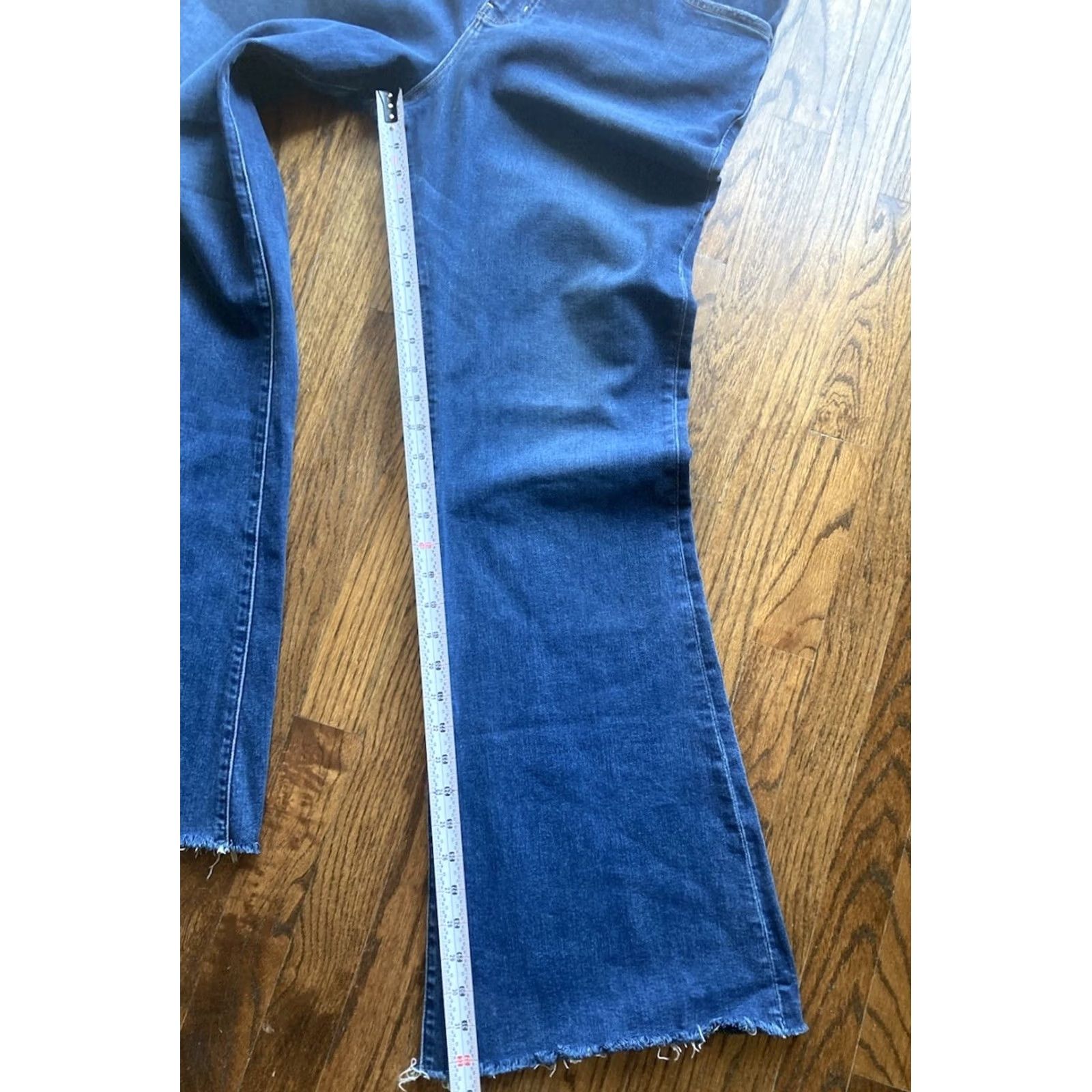 Abercrombie & Fitch Abercrombie & Fitch Jeans Womens 33 16R The Flare Ultra High Rise Curve Love NWT Blue Flared Pants Womens Size 24" / US 00 / IT 34 - 3 Thumbnail