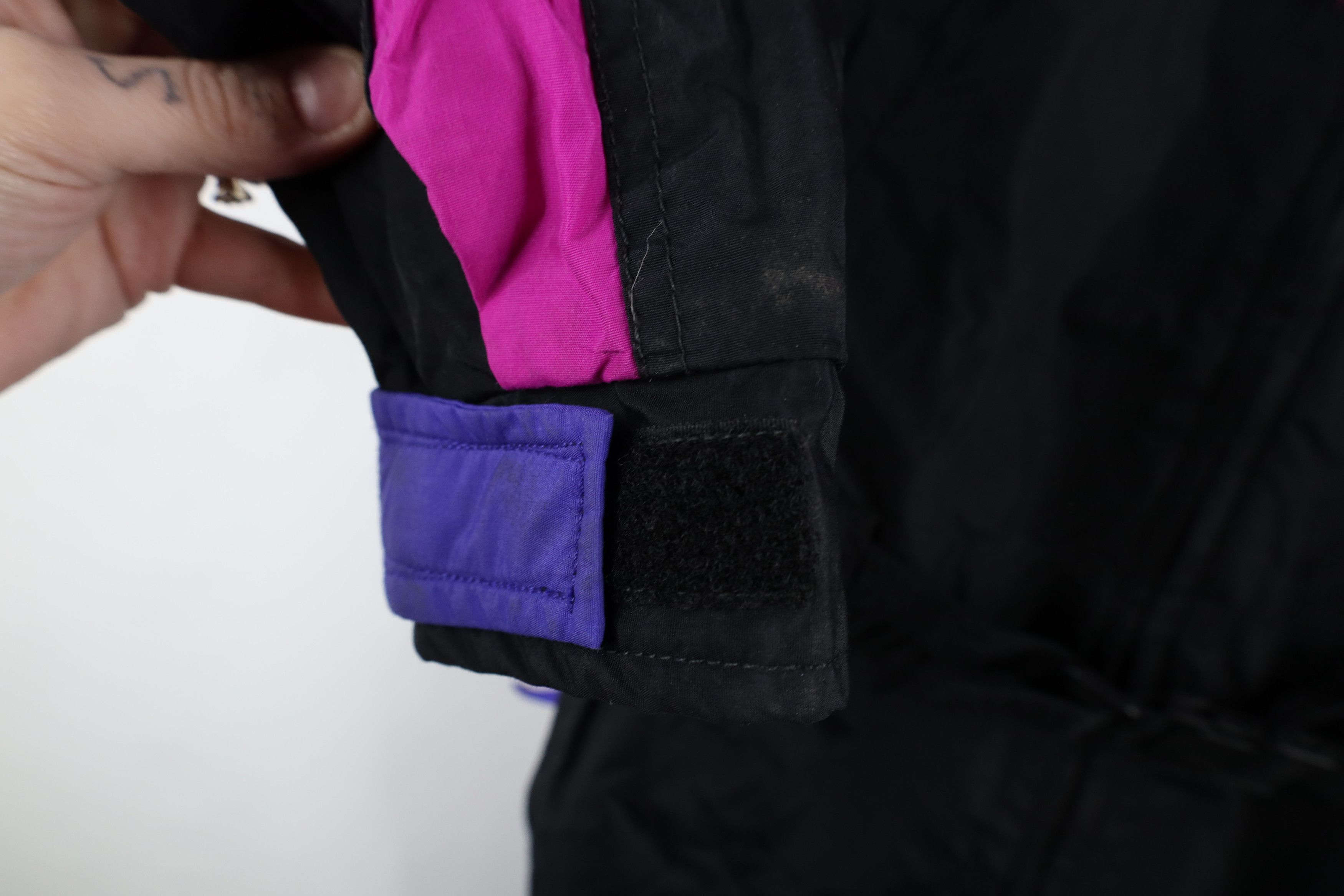 Columbia × Vintage Vintage 90s Columbia Distressed Insulated Belted Snow Suit Size M / US 6-8 / IT 42-44 - 9 Thumbnail