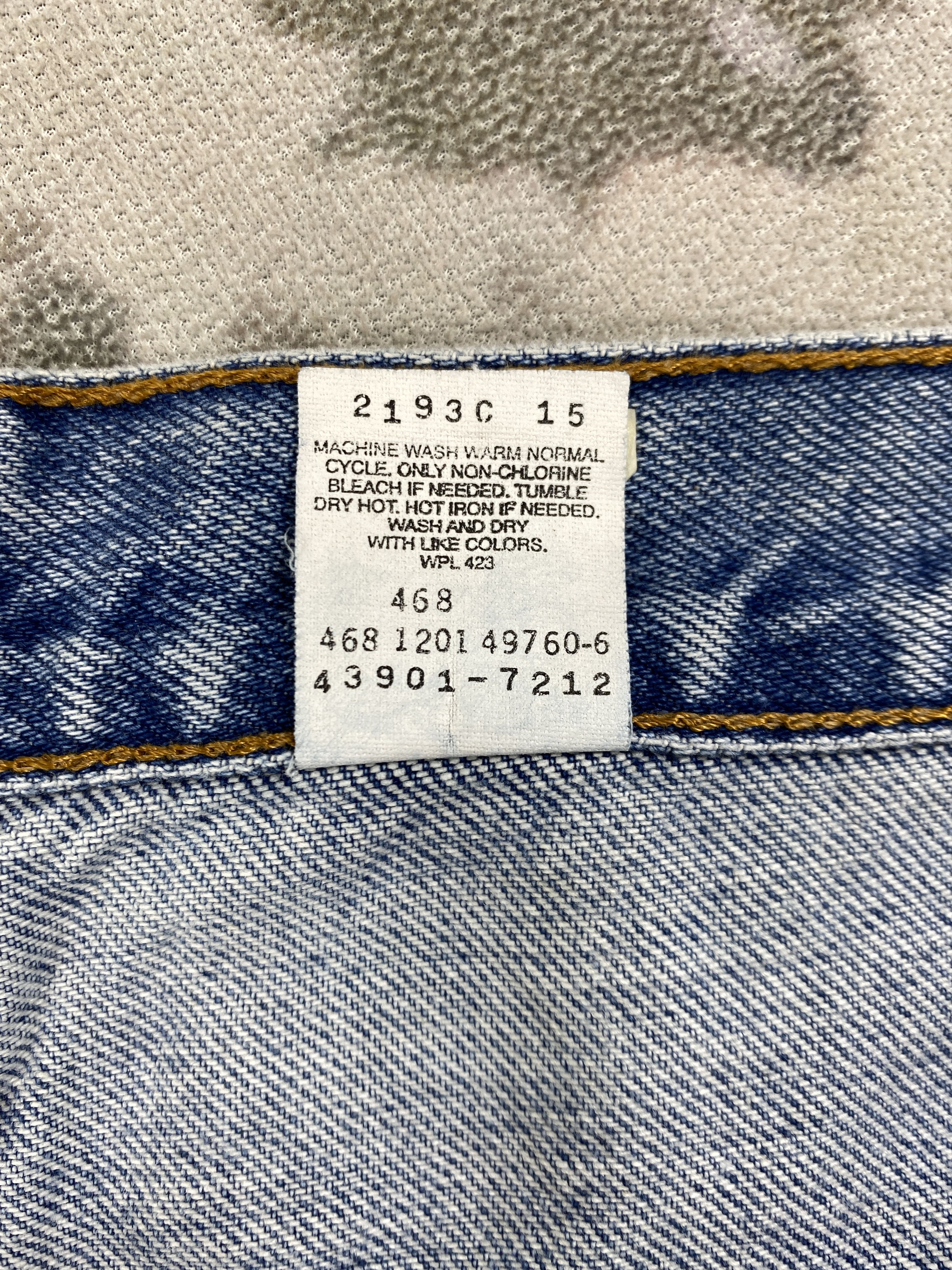 Levi's Light Wash Vintage Levi's 550 Relaxed Denim 36 x 30 JN640 Size US 36 / EU 52 - 10 Thumbnail