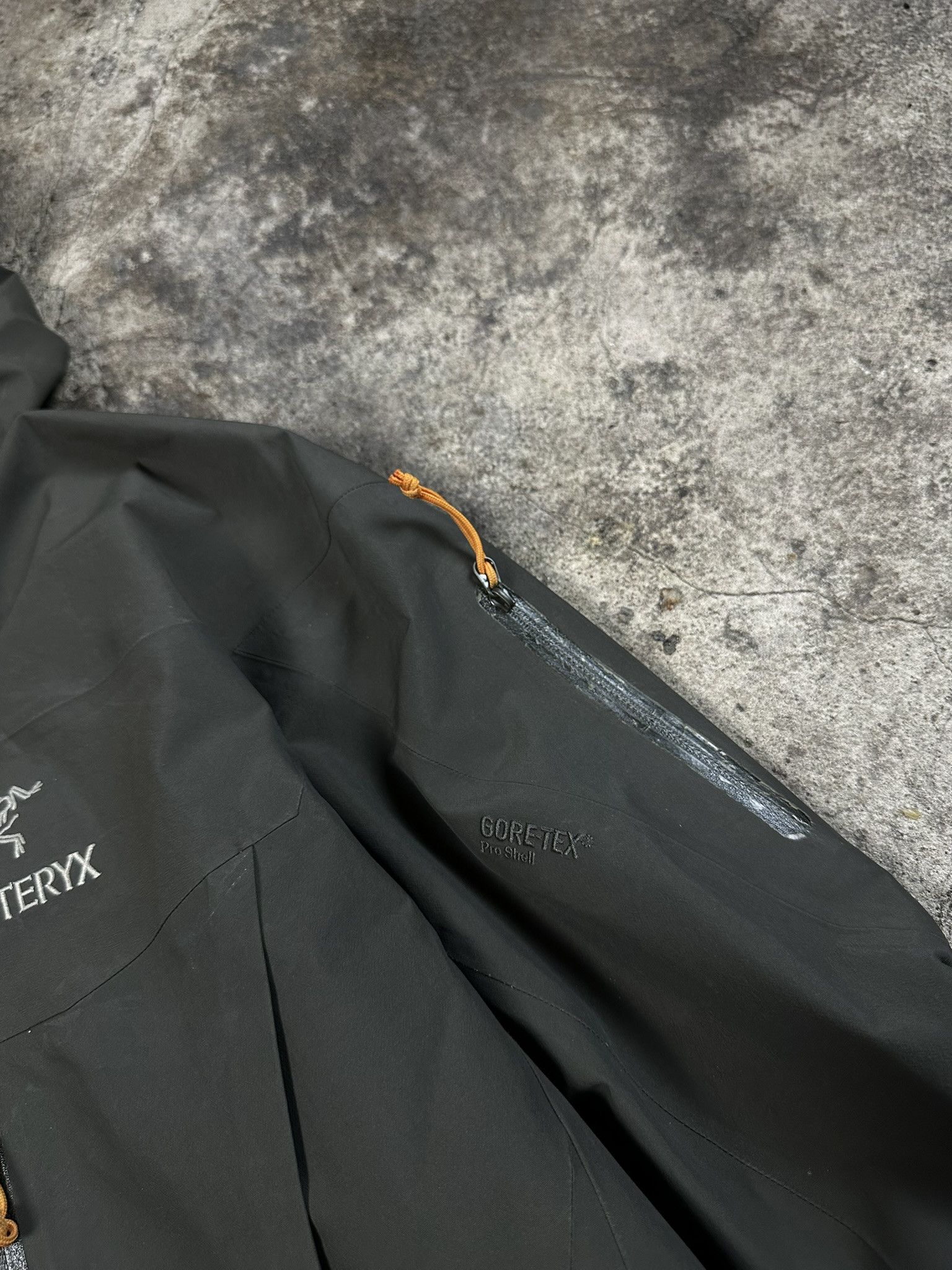 Arc'teryx Rare Arc'teryx Alpha SV Coffe Bean Gore-tex Jacket Size US M / EU 48-50 / 2 - 3 Thumbnail