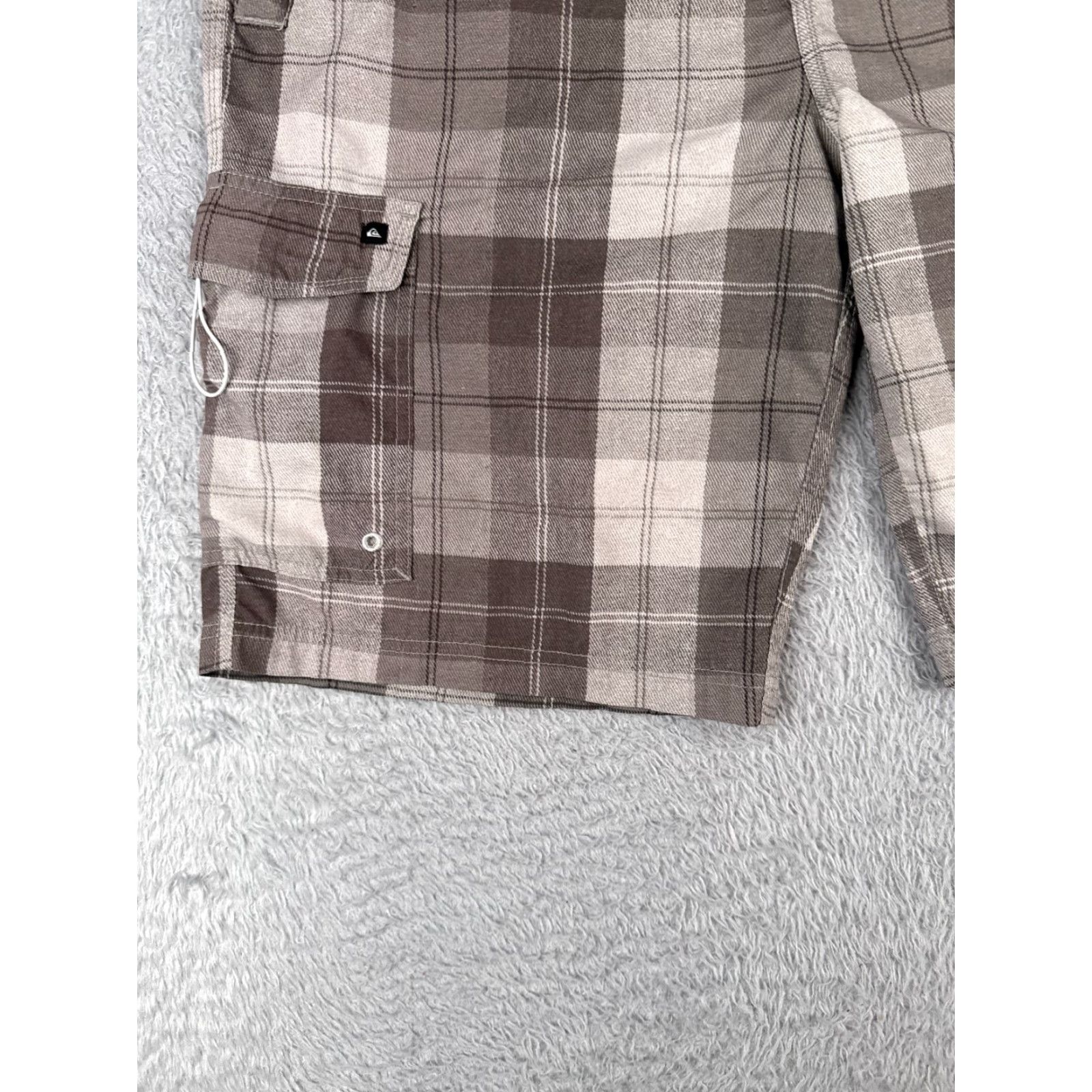 Quiksilver Quiksilver Mens Shorts 36 Brown Plaid Cargo Amphibians Polyester Blend Hyrbid 12" Size US 36 / EU 52 - 3 Thumbnail