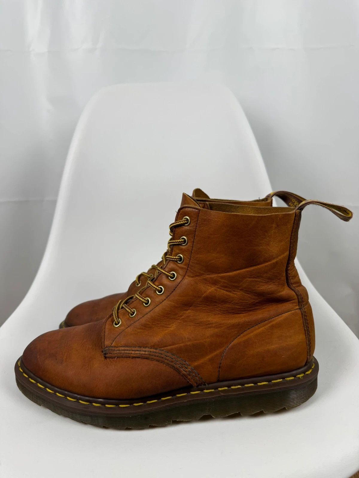 Dr. Martens Dr. Martens Genuine Leather Boots Vintage size 43 Size US 10 / EU 43 - 3 Thumbnail