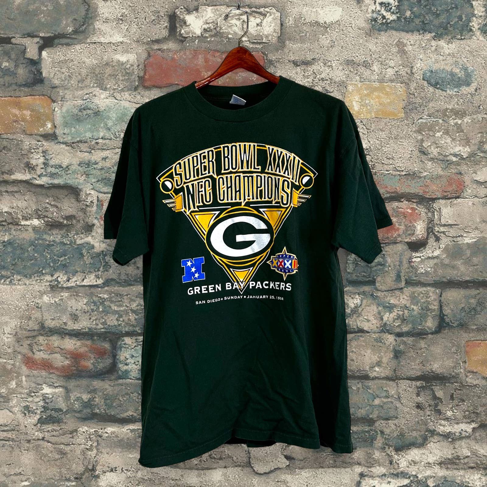 1996 Green Bay Packers Central Division Champions Logo 7 T-Shirt – GSB  Thrifting