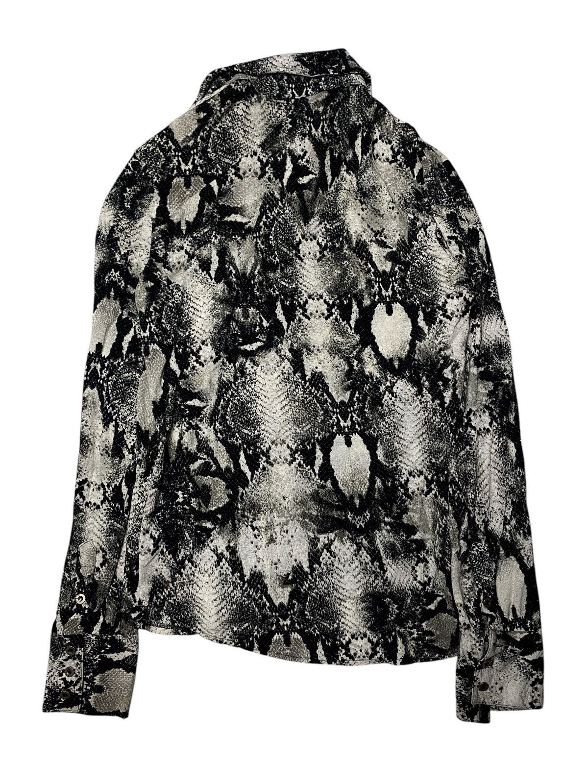 Japanese Brand 2000's Semantic Design Pyhton Pattern Shirts Size US M / EU 48-50 / 2 - 6 Thumbnail