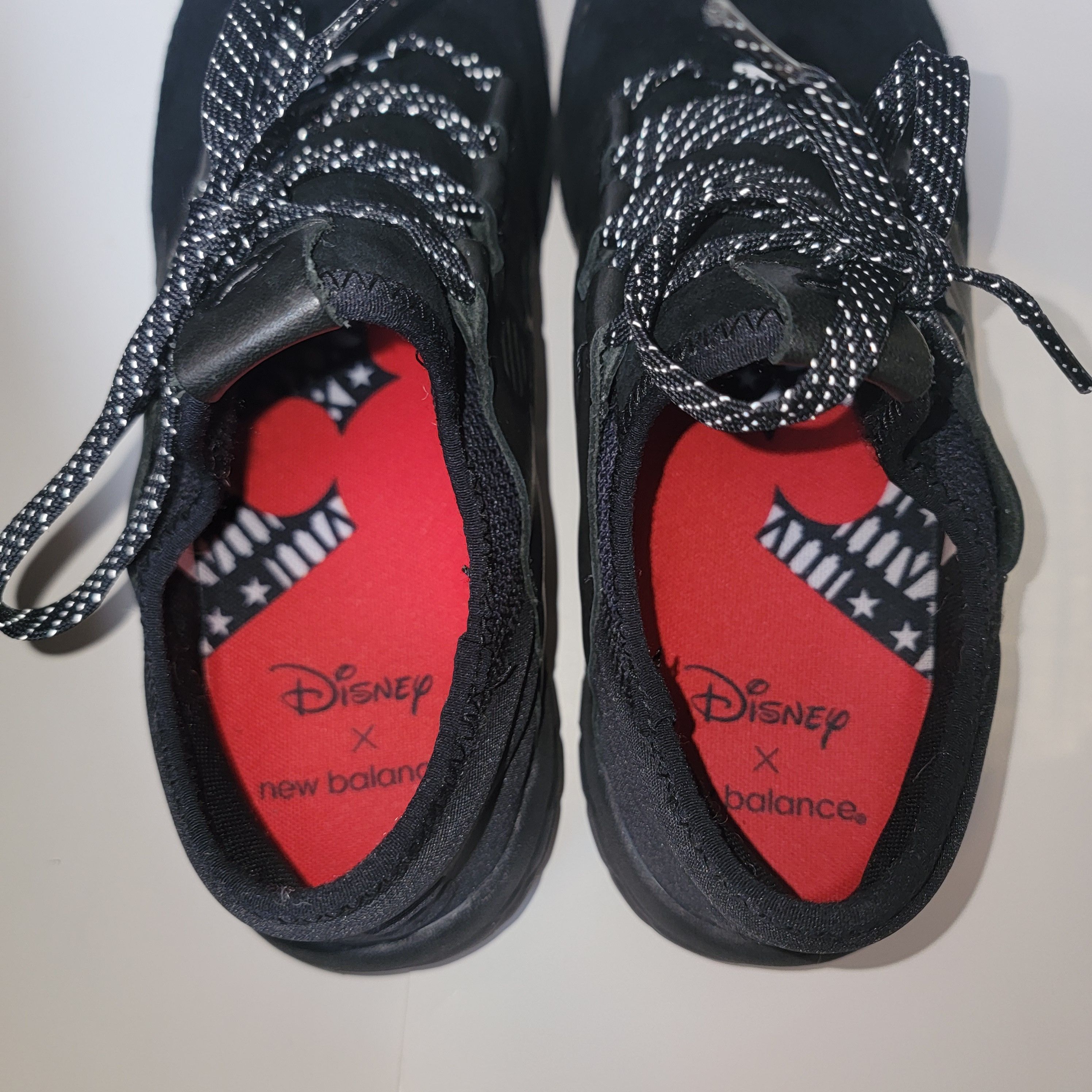 Disney × New Balance Disney x New Balance Fresh Foam Cruz Mickey Mouse Logo Size US 10.5 / EU 43-44 - 11 Thumbnail