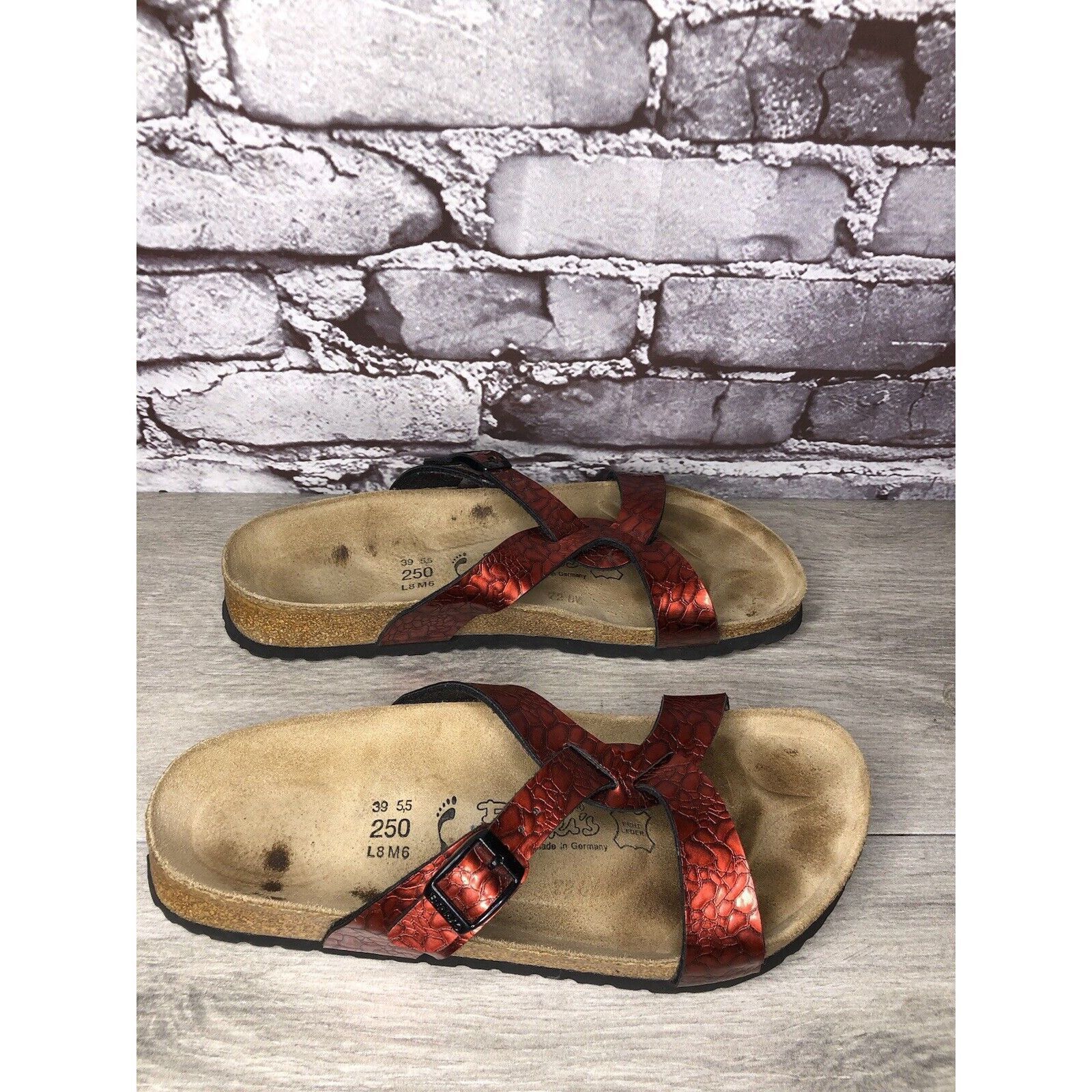 Birkenstock Birkenstock Birki’s Red Patent Leather Croc Cork Strap Sanda Size US 8 / IT 38 - 9 Thumbnail