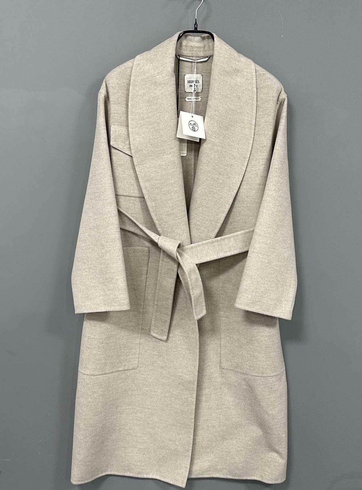 Hermes Hermes Coat S Women Size S / US 4 / IT 40 - 1 Thumbnail