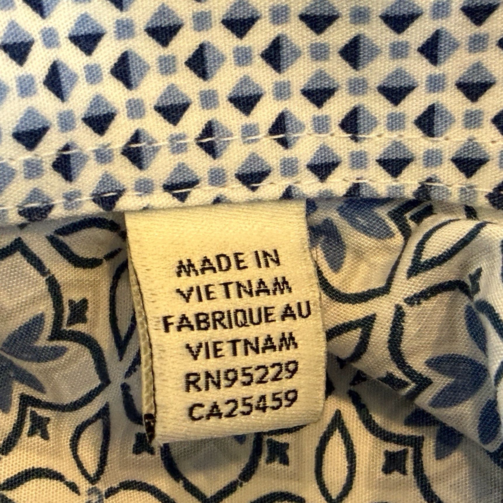 Ted Baker Ted Bake Endurance Button Front Shirt Mens Sz 15 Blue Texture Slim Fit Flip Cuff Size US S / EU 44-46 / 1 - 6 Thumbnail