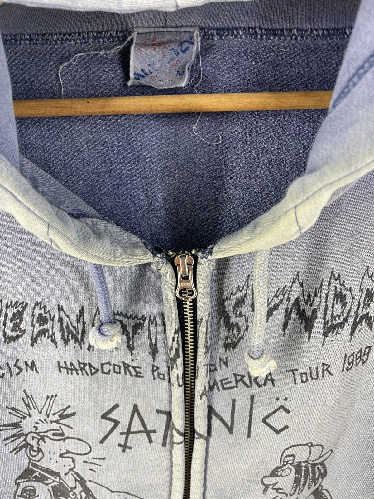 Band Tees vintage 90's Alternative Syndrome Exorcism Hardcore Tour Size US M / EU 48-50 / 2 - 6 Thumbnail