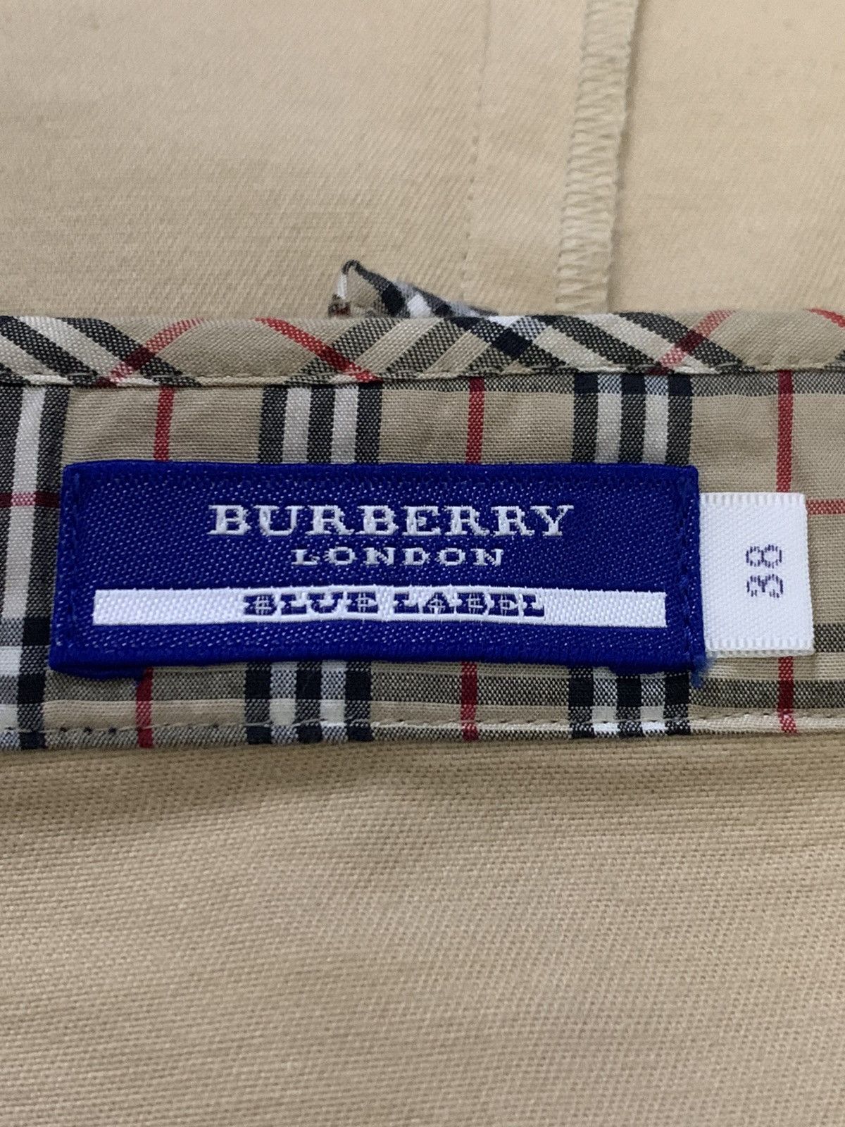 Burberry BURBERRY Blue Label Mini Skirt Stretchable Fabric Size 26" / US 2 / IT 38 - 7 Thumbnail