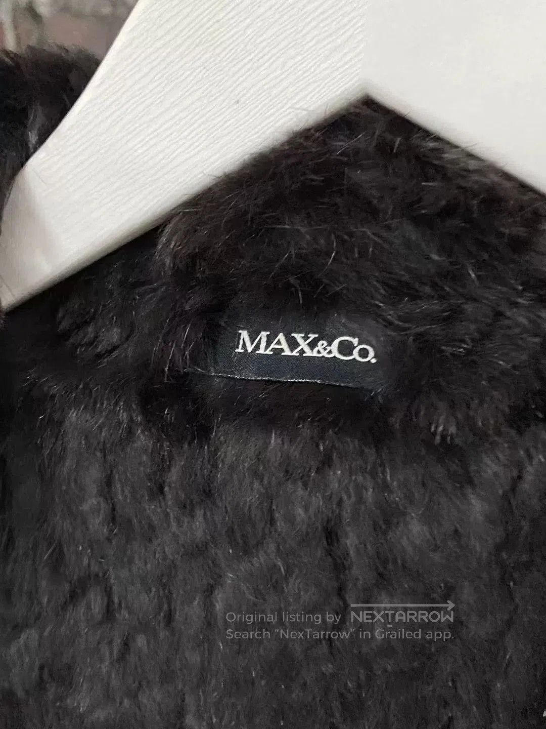 MAX&Co. MAX&Co Black Fur Trim Coat. Size M / US 6-8 / IT 42-44 - 6 Thumbnail