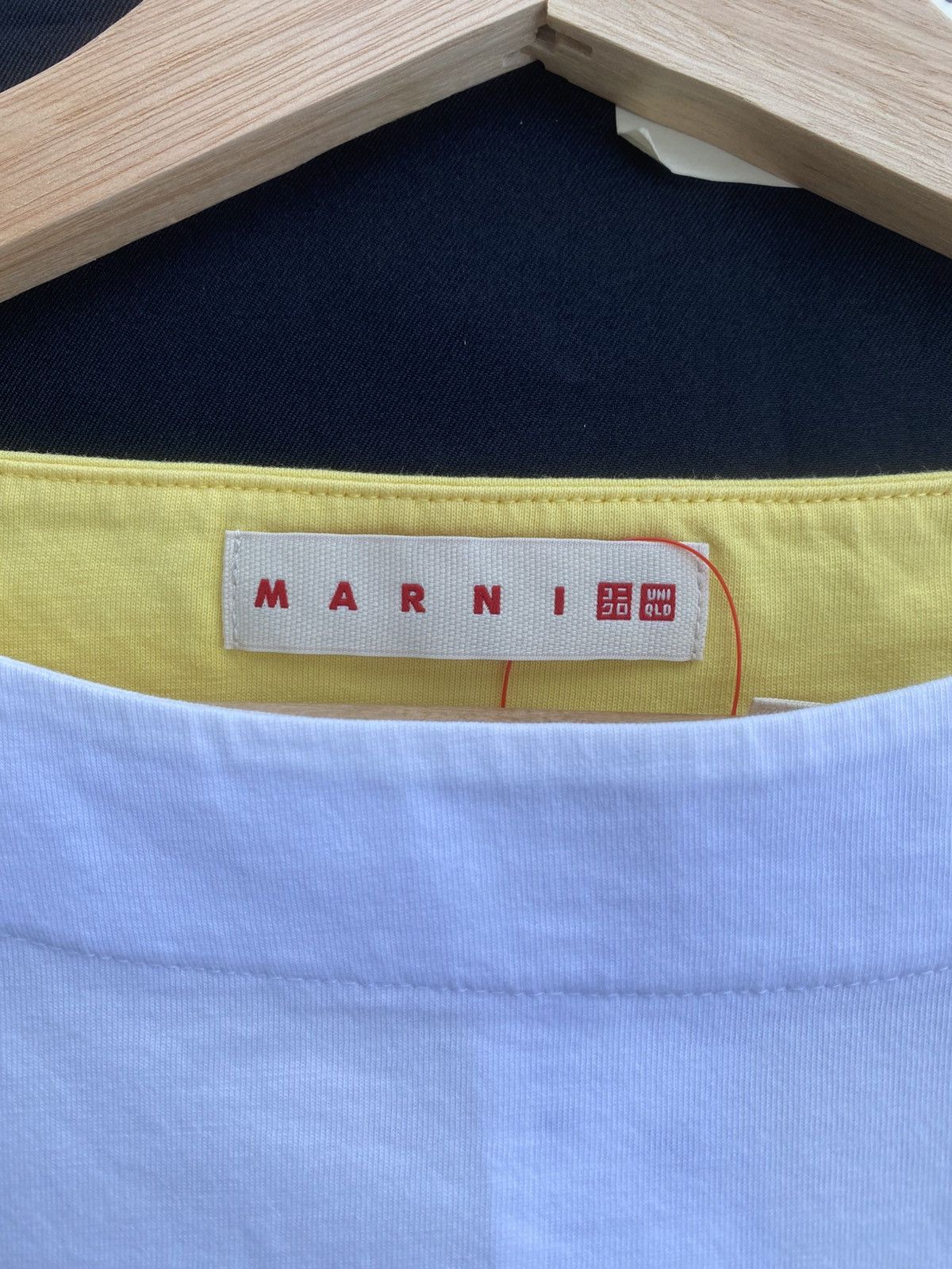 Marni Rare MARNI X Uniqlo Tshirt Size L / US 10 / IT 46 - 9 Thumbnail