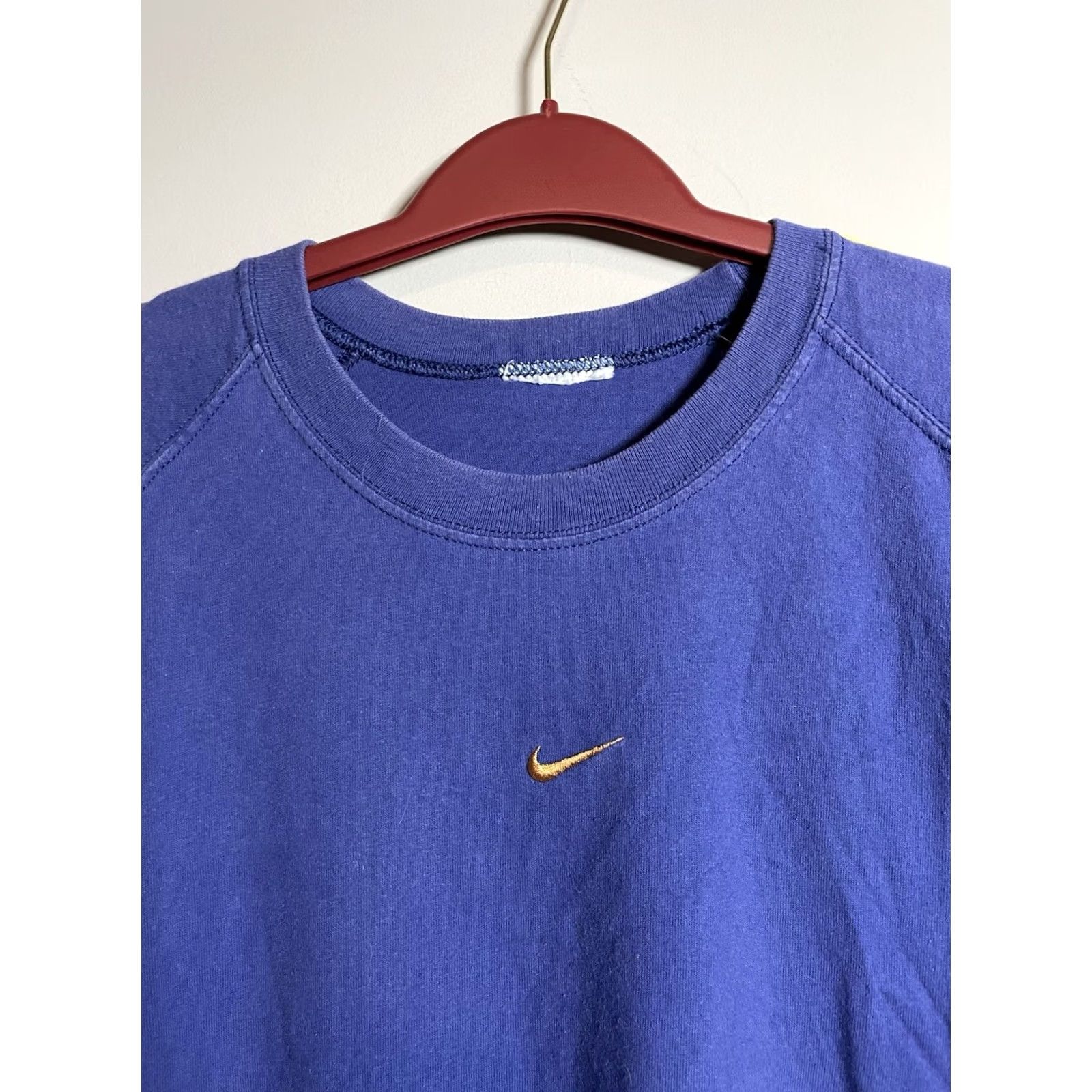 Nike VINTAGE Nike Center Mini Swoosh Shirt XL Men’s Blue Yellow Stripe T-Shirt 90s USA Size US XL / EU 56 / 4 - 2 Thumbnail