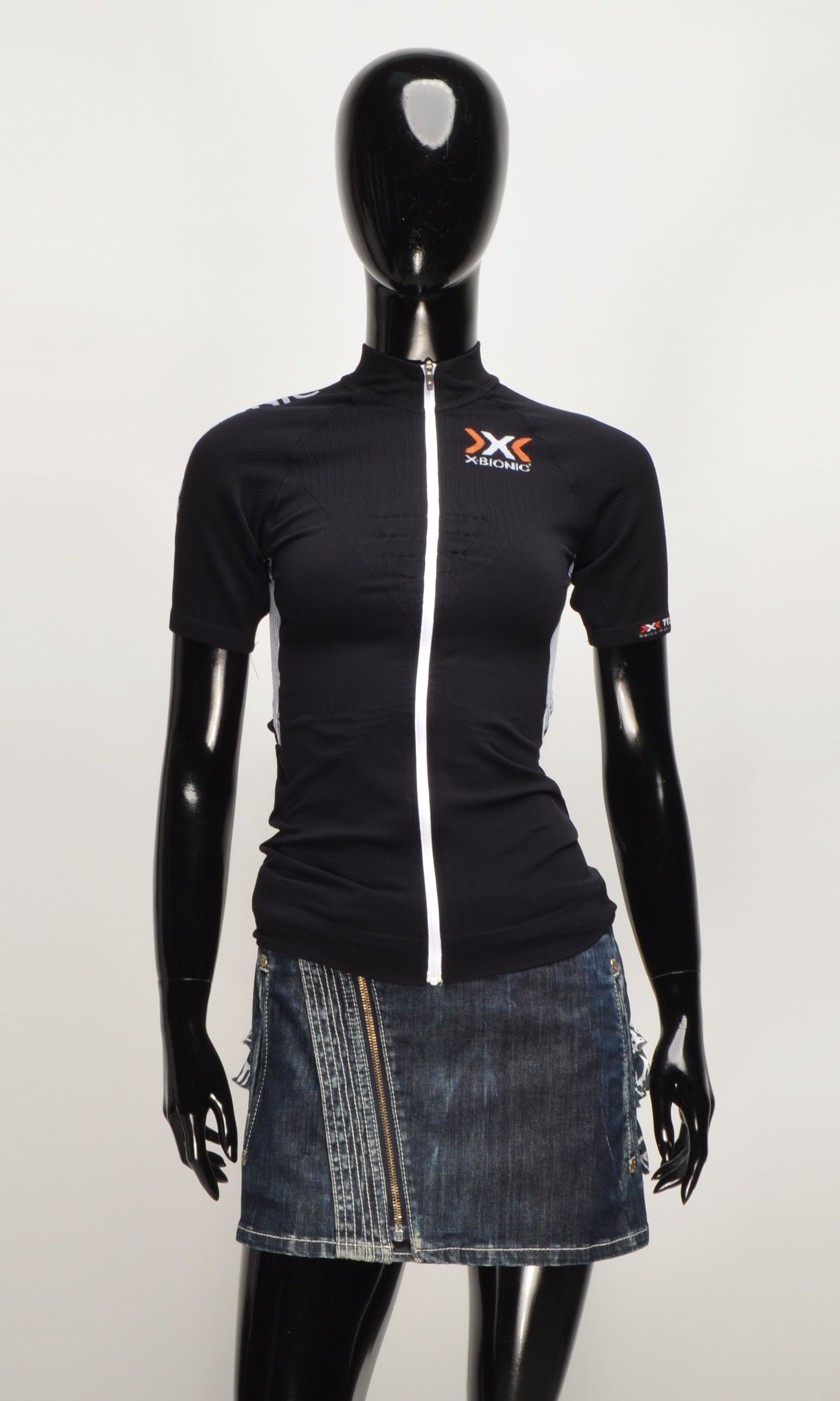 Other X-Bionic Short Sleeve Full Zip Black Compression Top Size S / US 4 / IT 40 - 1 Thumbnail