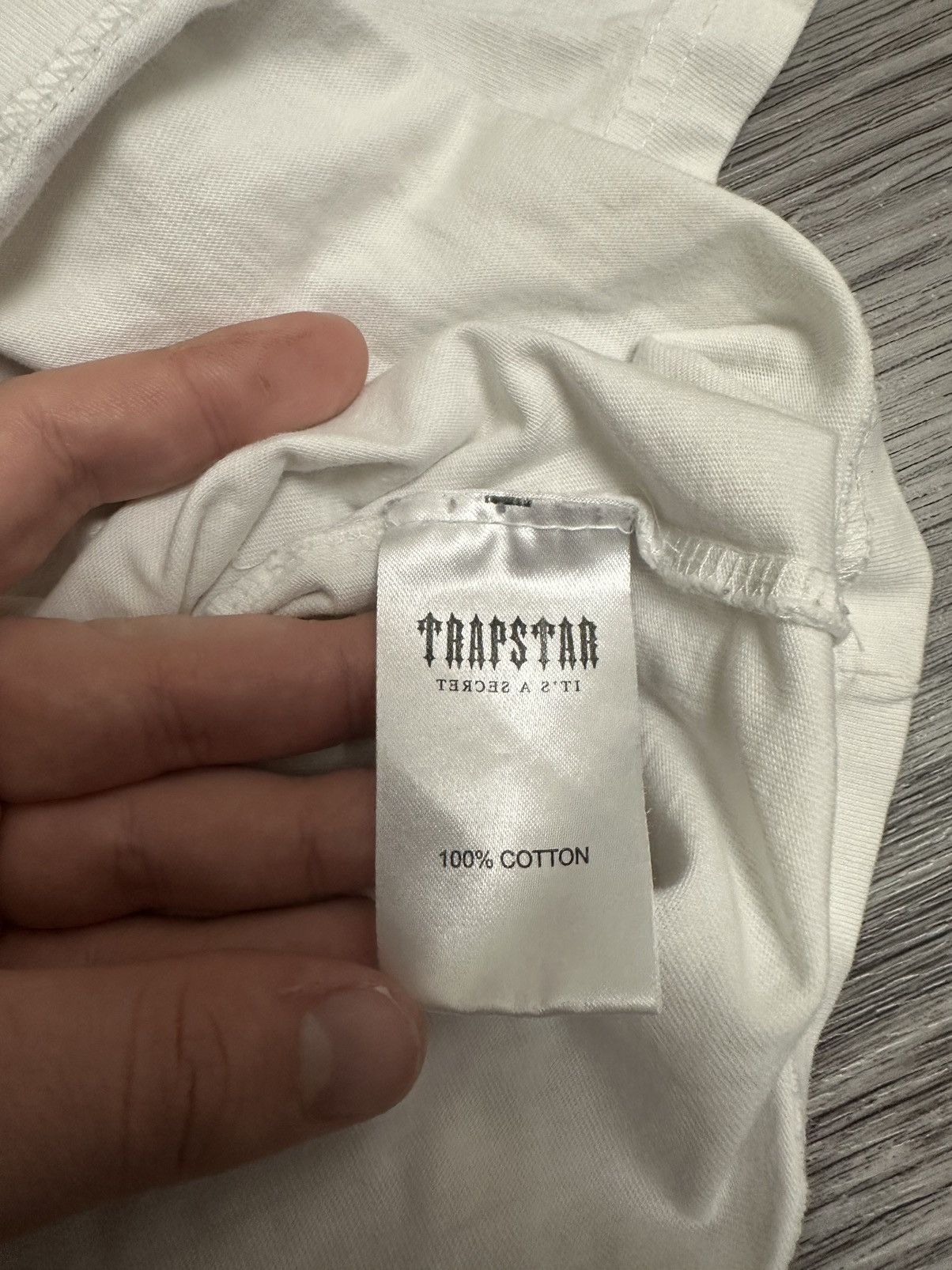 Trapstar London Trapstar London Big Logo T shirt Its a Secret Shooters Size US L / EU 52-54 / 3 - 9 Thumbnail