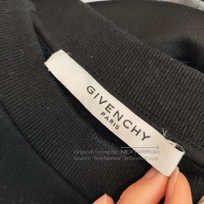 Givenchy Givenchy Black Crewneck Sweatshirt, Size L, Style 250326LC Size US L / EU 52-54 / 3 - 4 Thumbnail