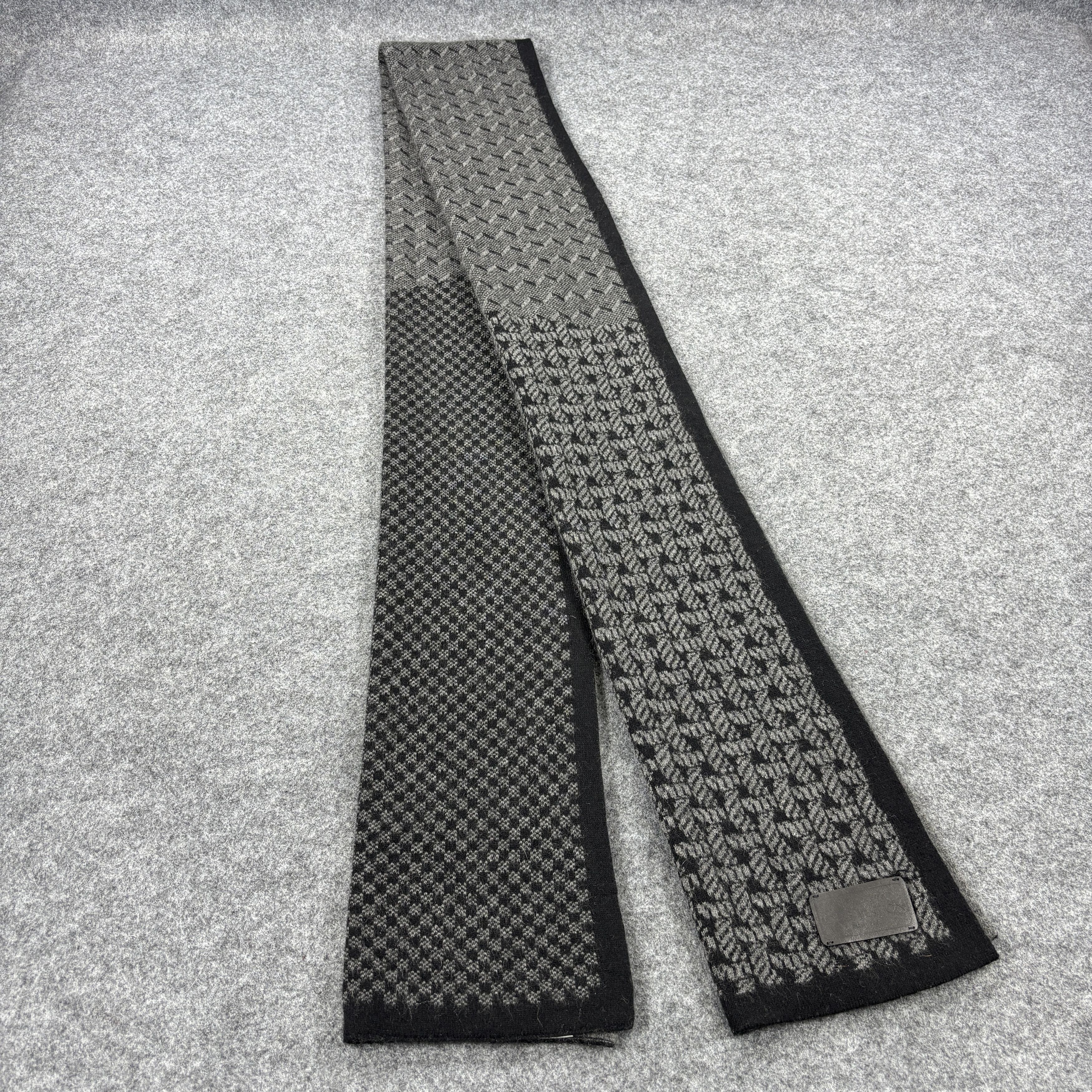 Louis Vuitton × Vintage GF10727 Louis Vuitton Scarf Neck Wear Muffler Nova Check Size ONE SIZE - 1 Thumbnail