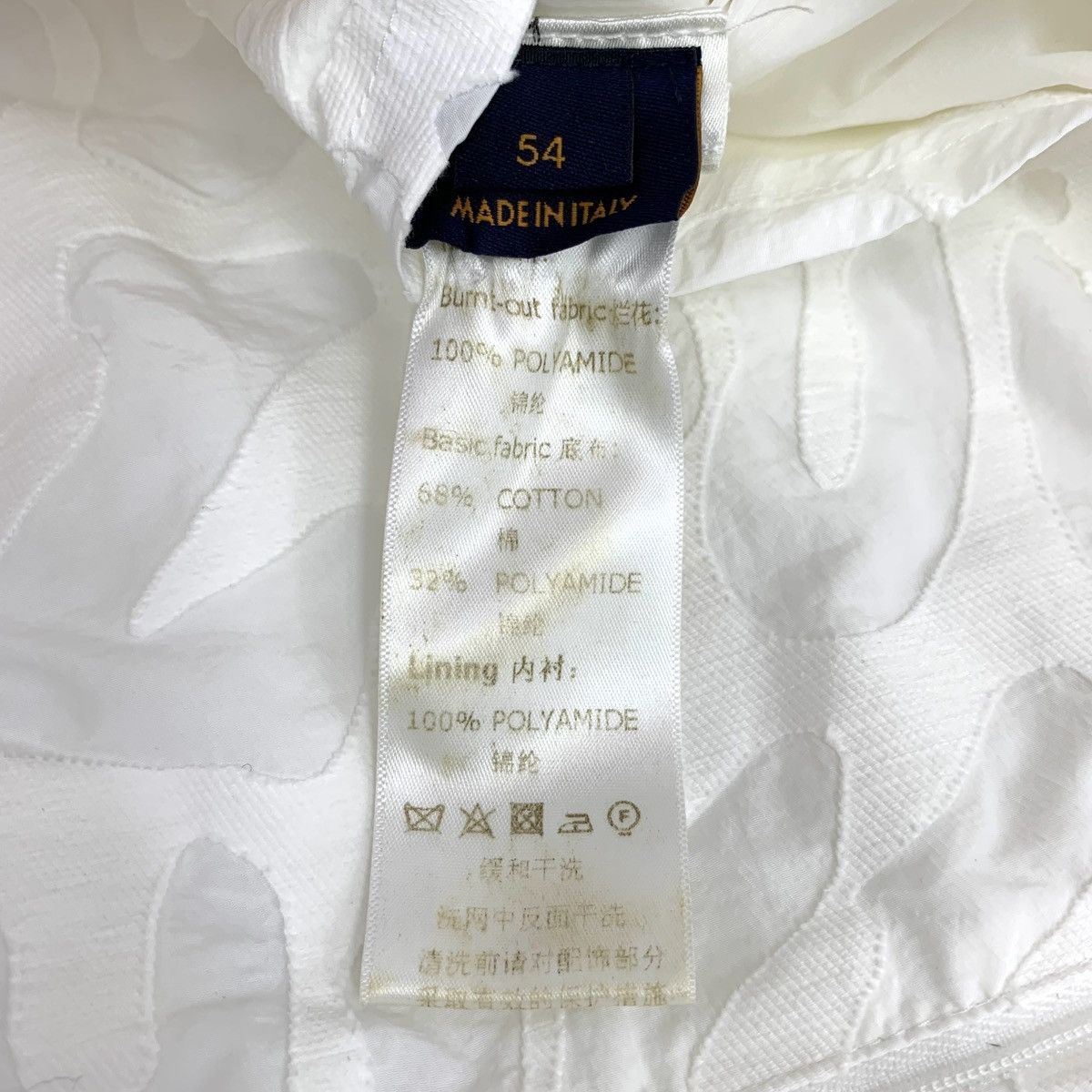 Louis Vuitton Louis Vuitton White Logo Embossed All Over Print Jacket Size US XL / EU 56 / 4 - 6 Thumbnail