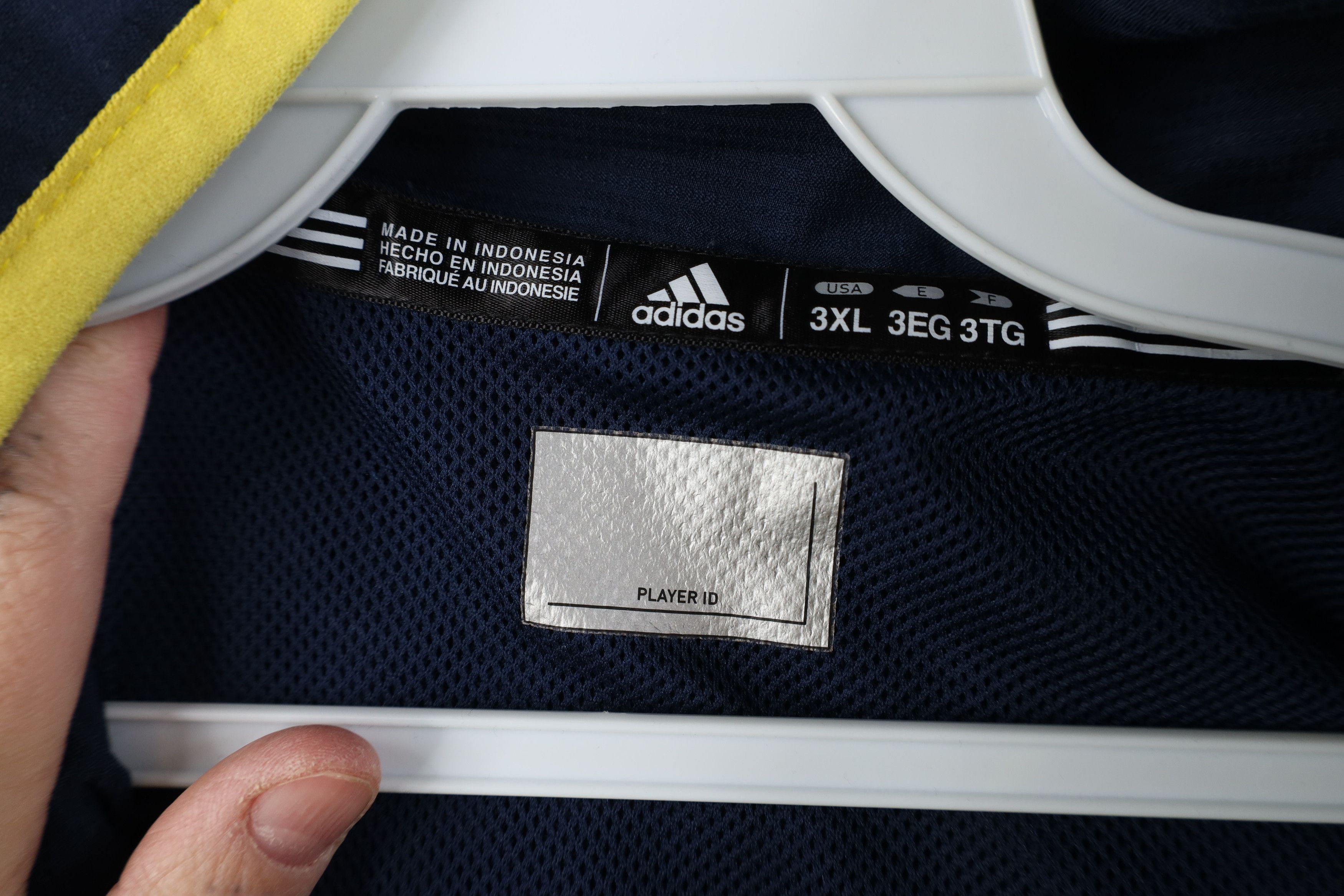 Adidas Adidas University of Michigan Football Windbreaker Jacket Size US XXL / EU 58 / 5 - 10 Thumbnail